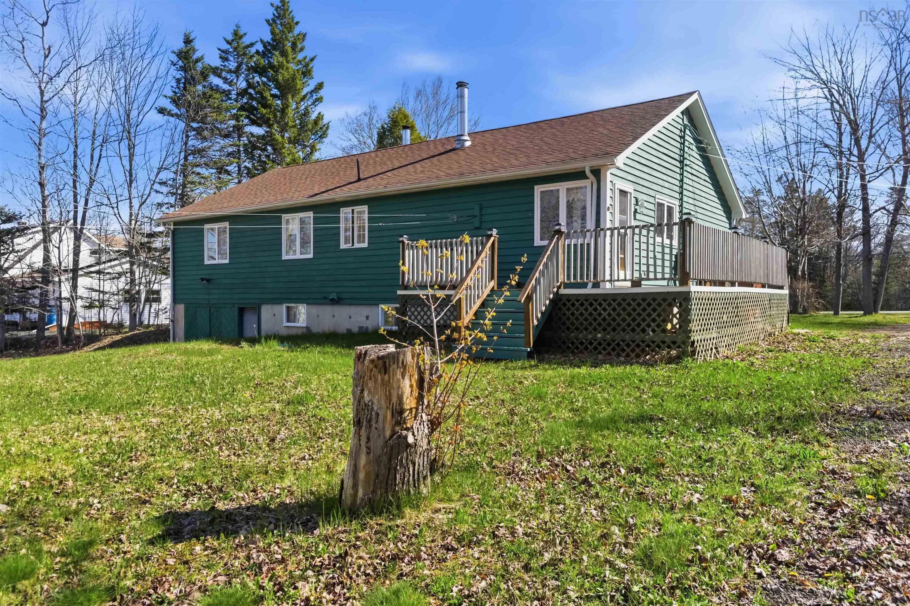 $359,999.00: 729 Parker Mountain Road, Parkers Cove