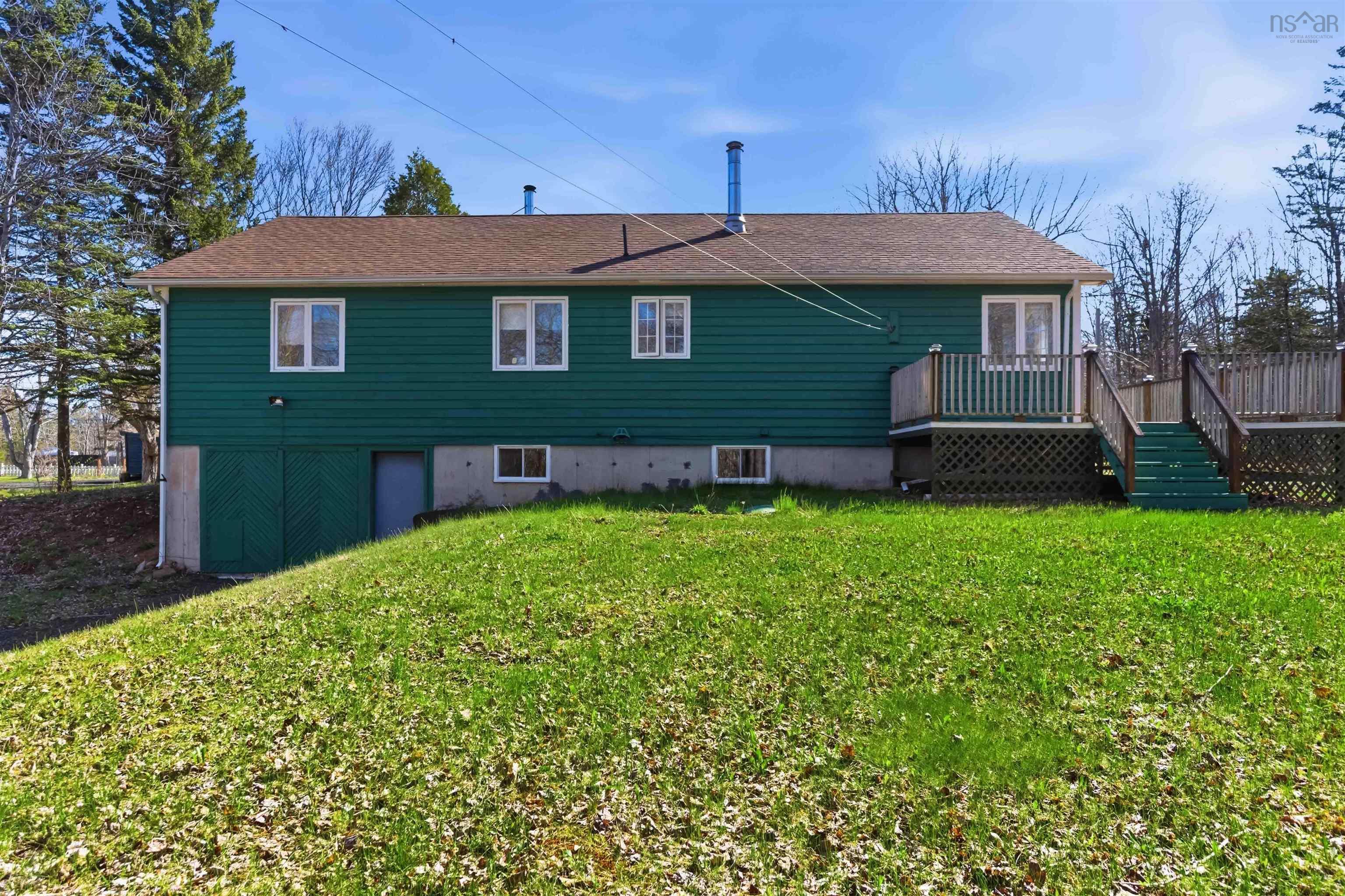 $359,999.00: 729 Parker Mountain Road, Parkers Cove