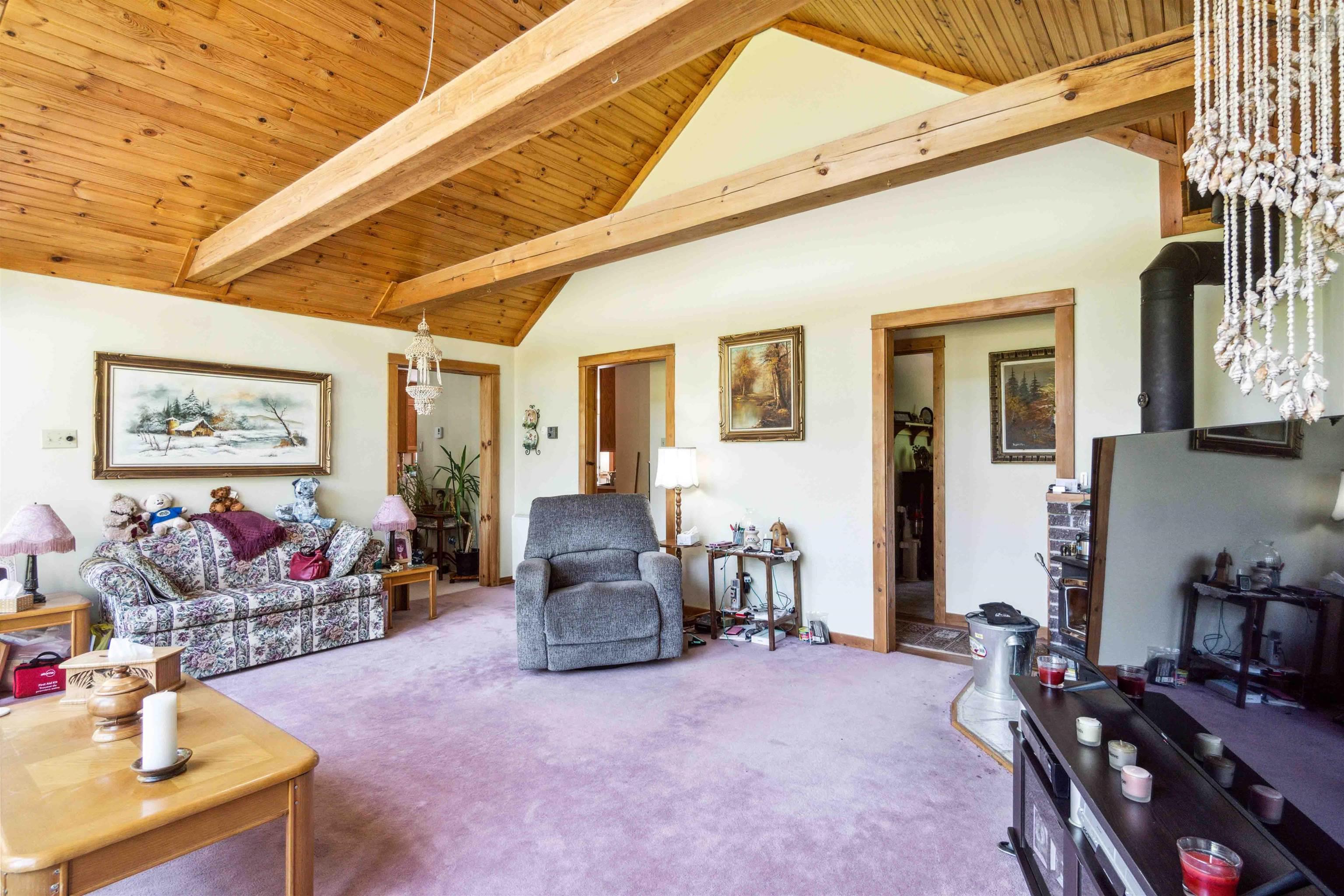 $359,999.00: 729 Parker Mountain Road, Parkers Cove
