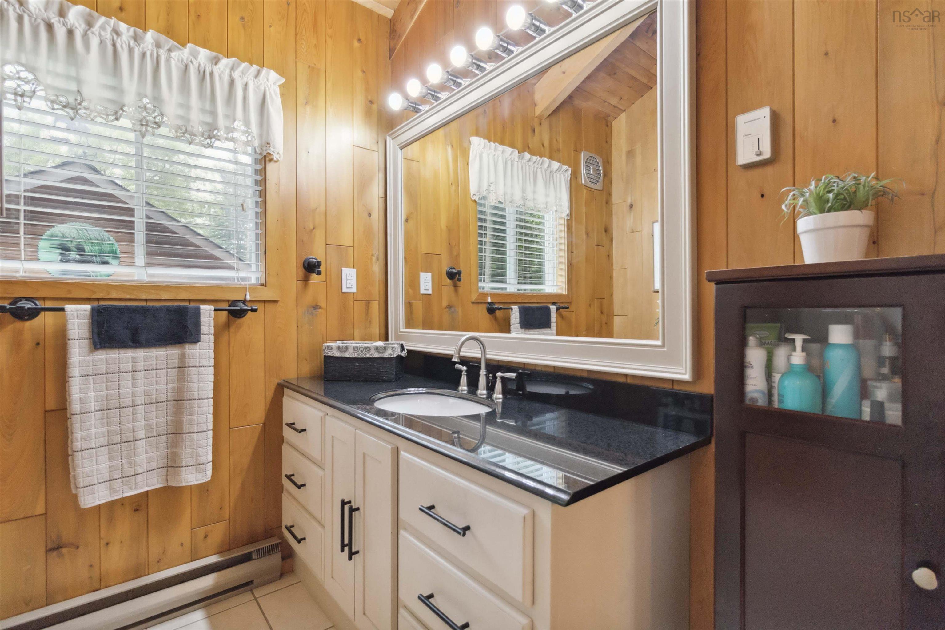 $469,900.00: 38 School Street, Sandy Point