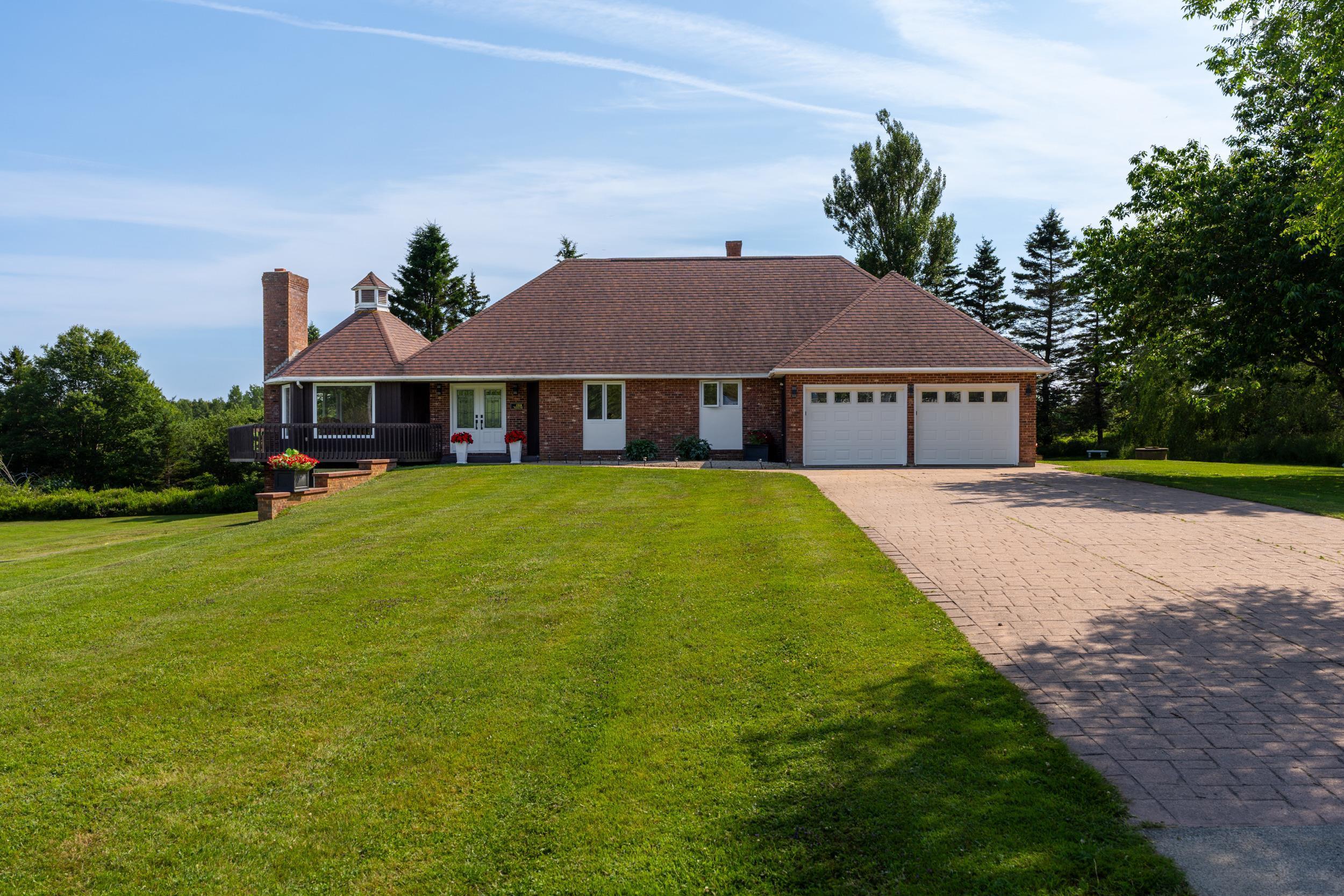 $698,000.00: 1518 Patrice Road, Concession