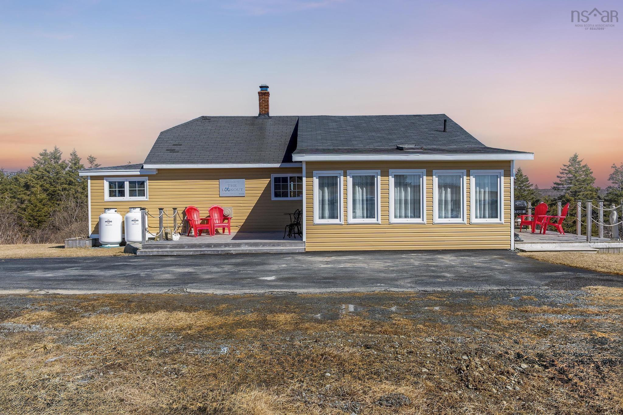 $329,500.00: 19194 Highway 7 Highway, Spry Harbour