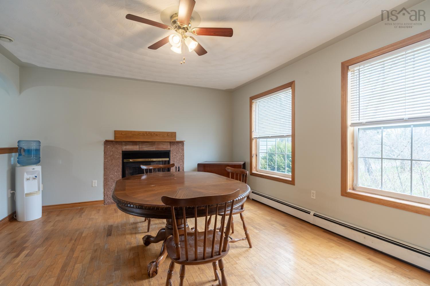 $750,000.00: 10 Sylvania Terrace, Hammonds Plains