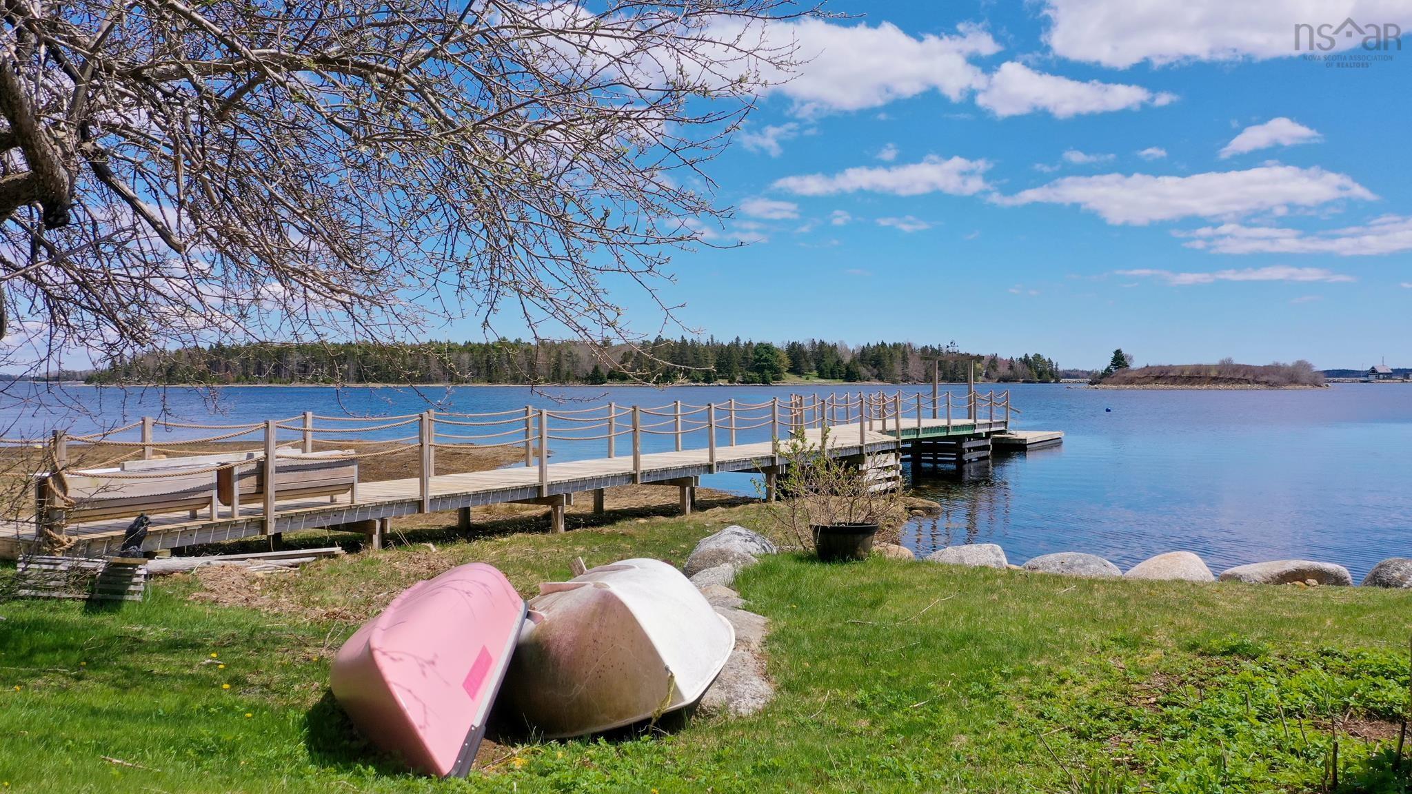 $599,000.00: 45 Little Vaughan Lake Road, Western Shore