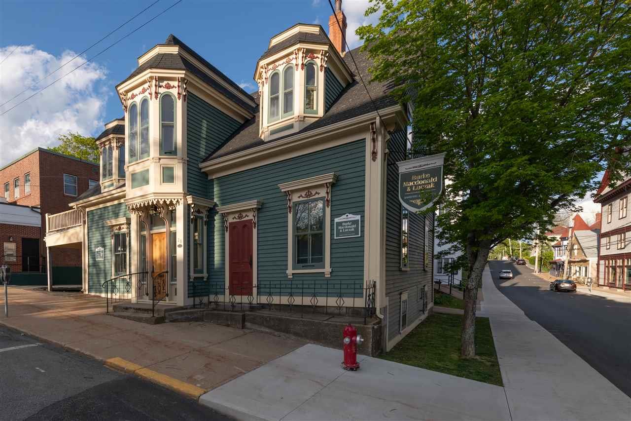 $899,000.00: 28 King Street, Lunenburg