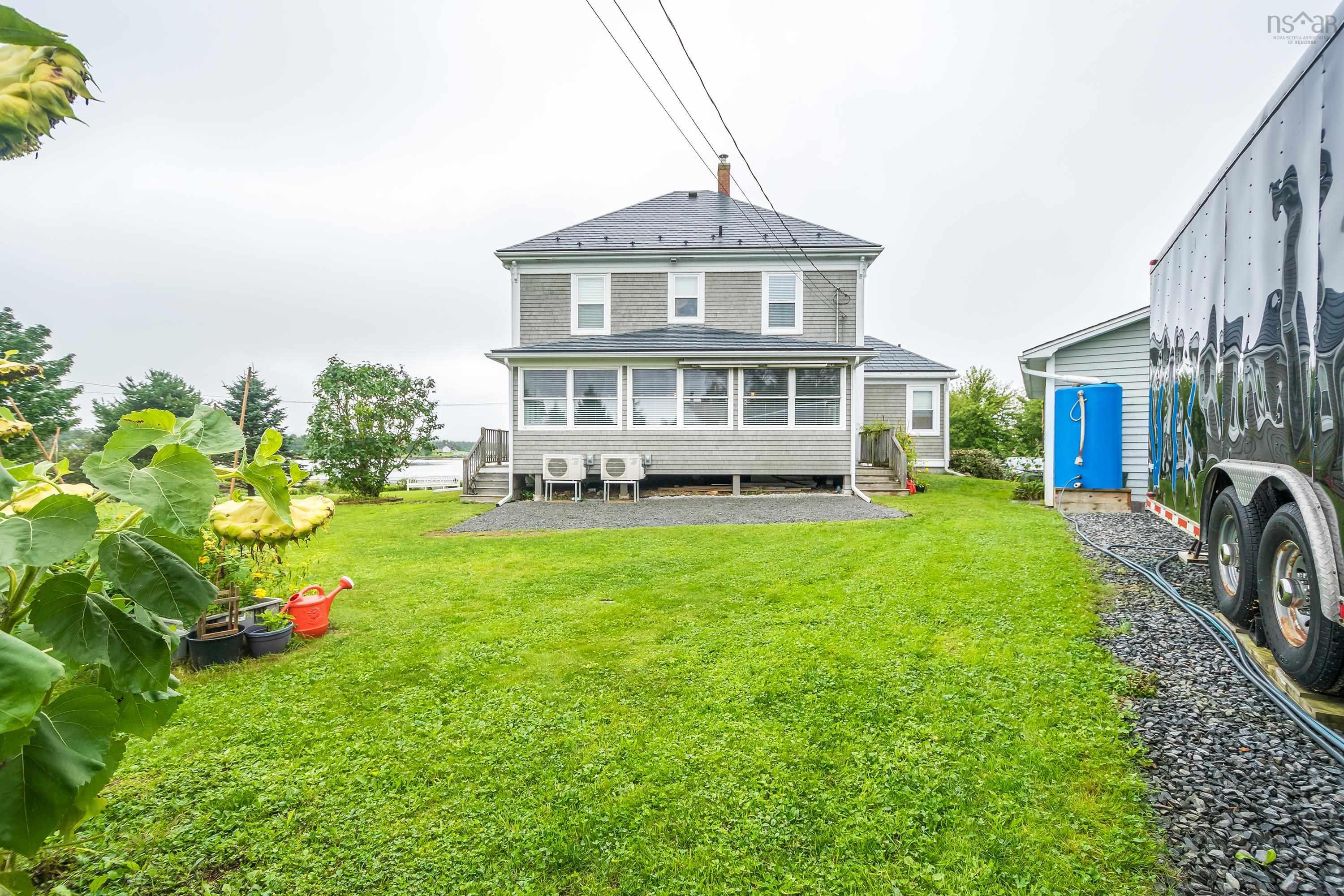$569,900.00: 1640 Highway 332, First South