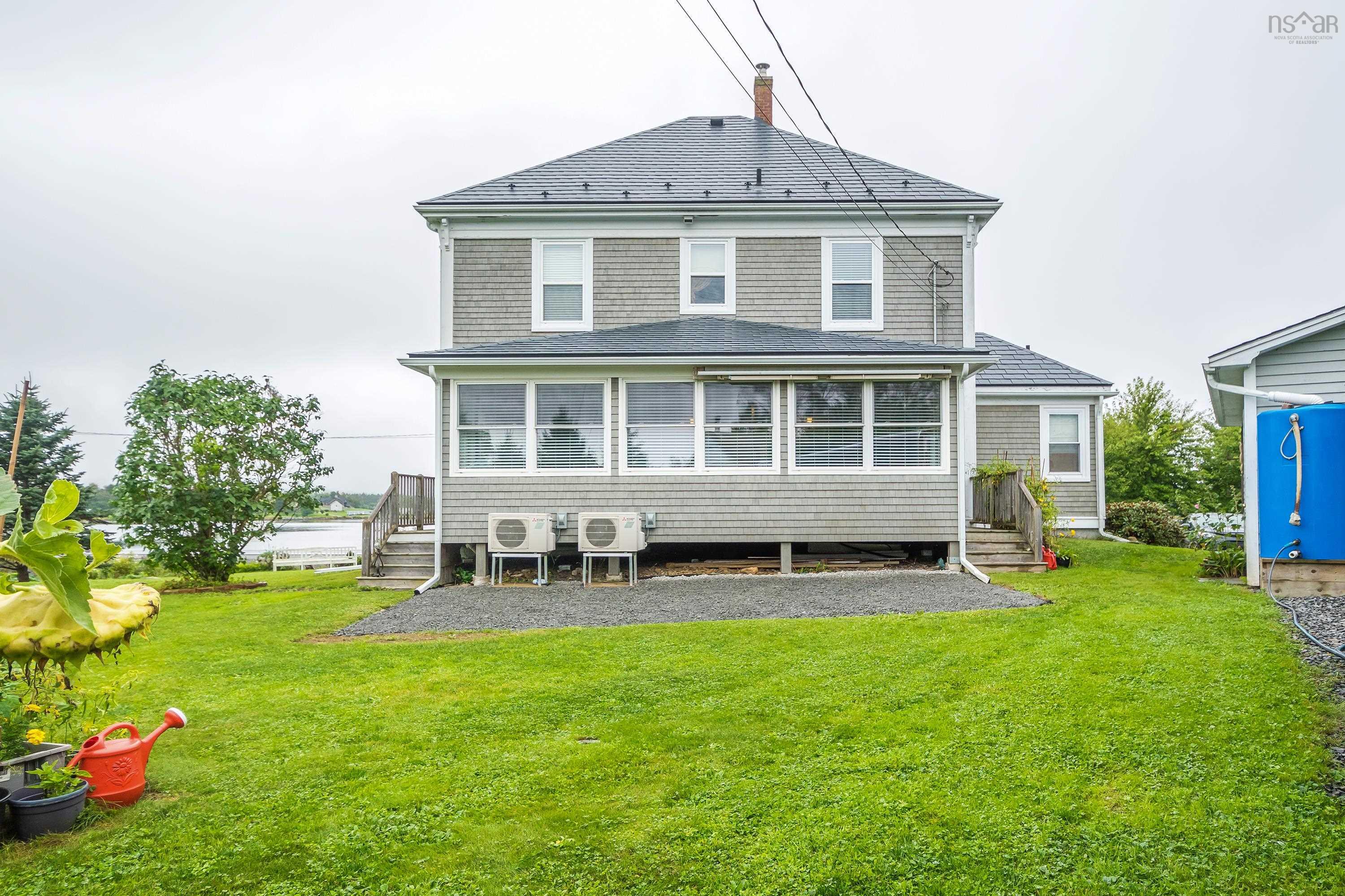 $569,900.00: 1640 Highway 332, First South