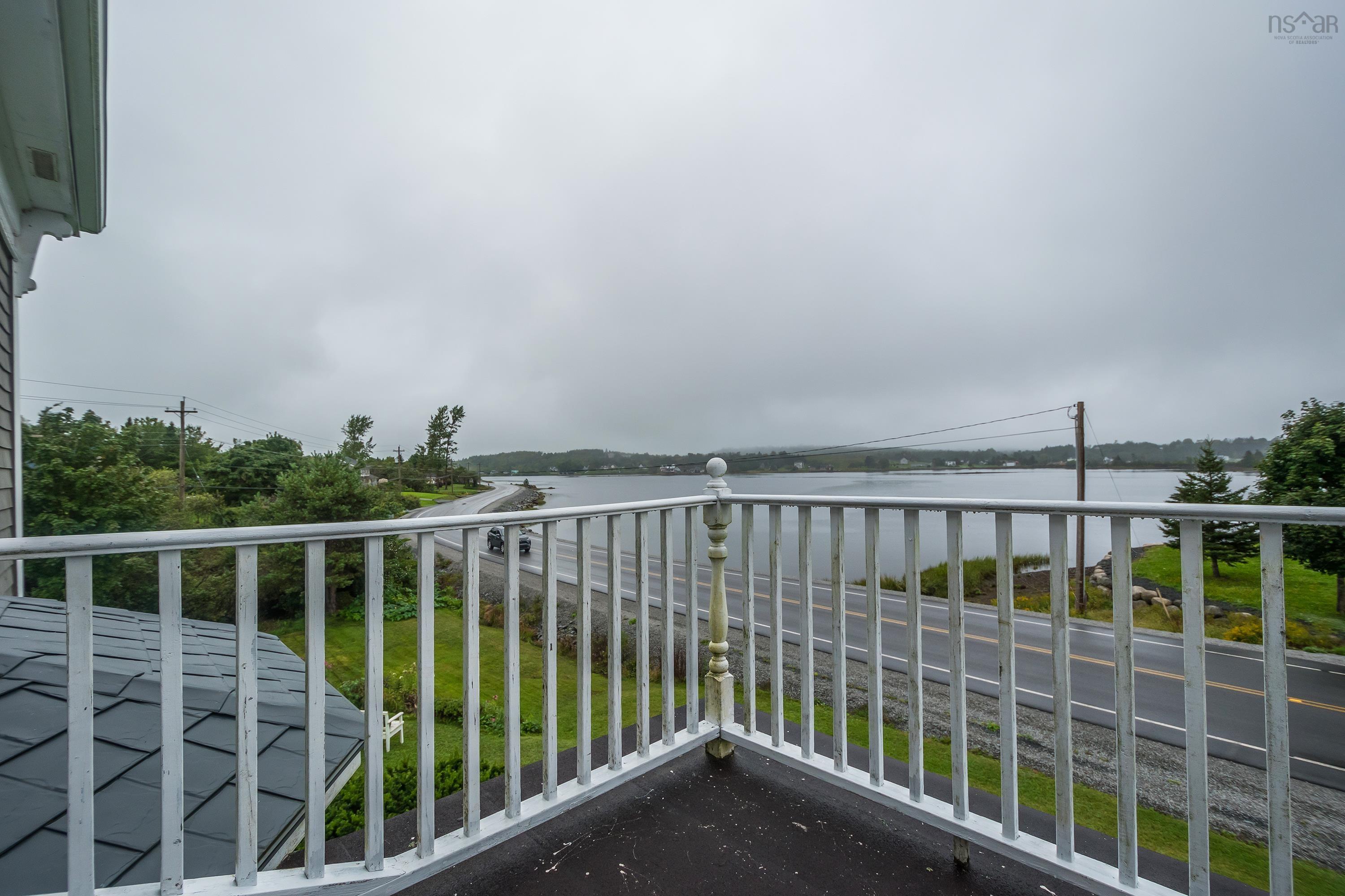 $569,900.00: 1640 Highway 332, First South