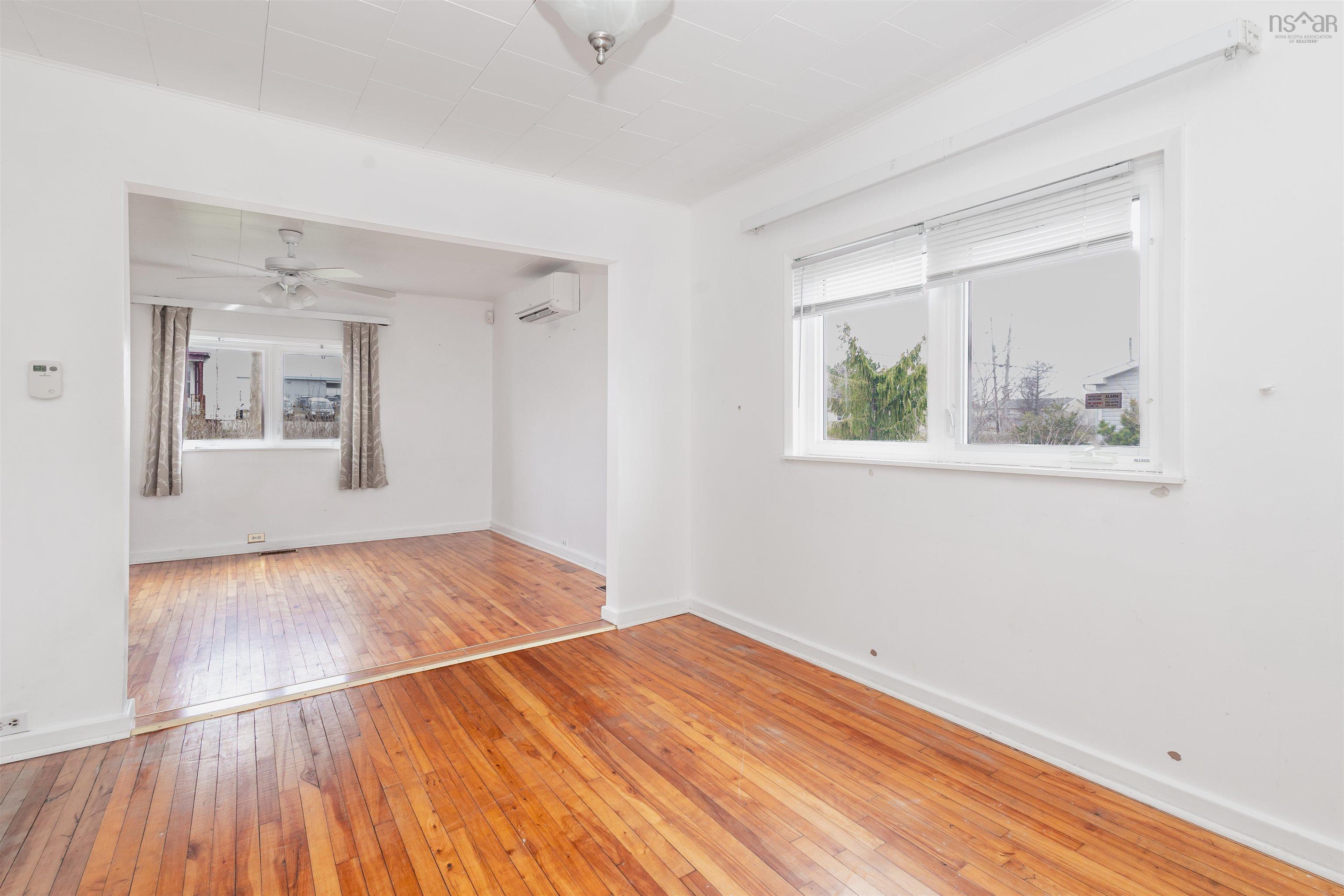 $164,900.00: 145 Vulcan Avenue, Sydney