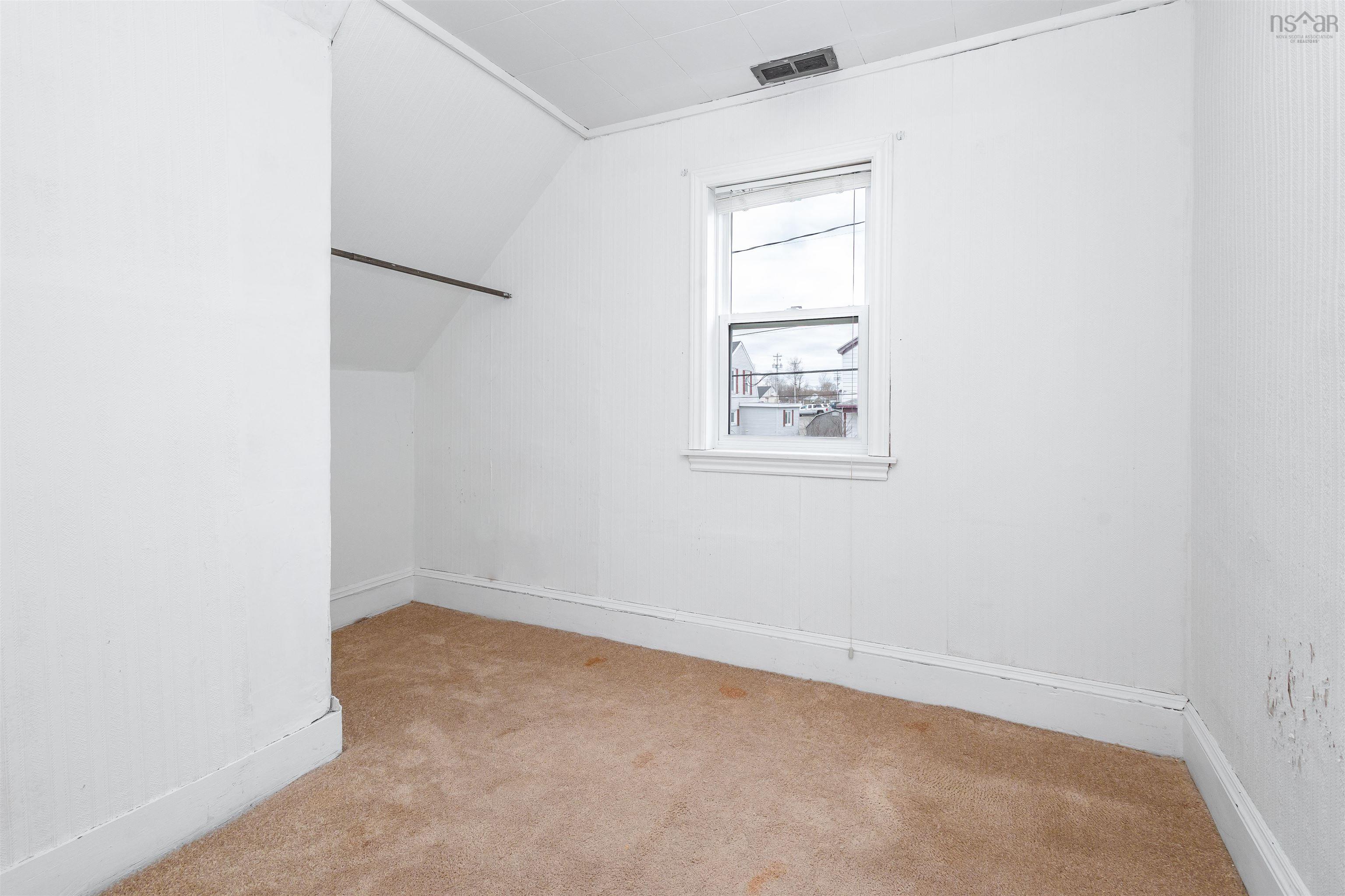 $164,900.00: 145 Vulcan Avenue, Sydney
