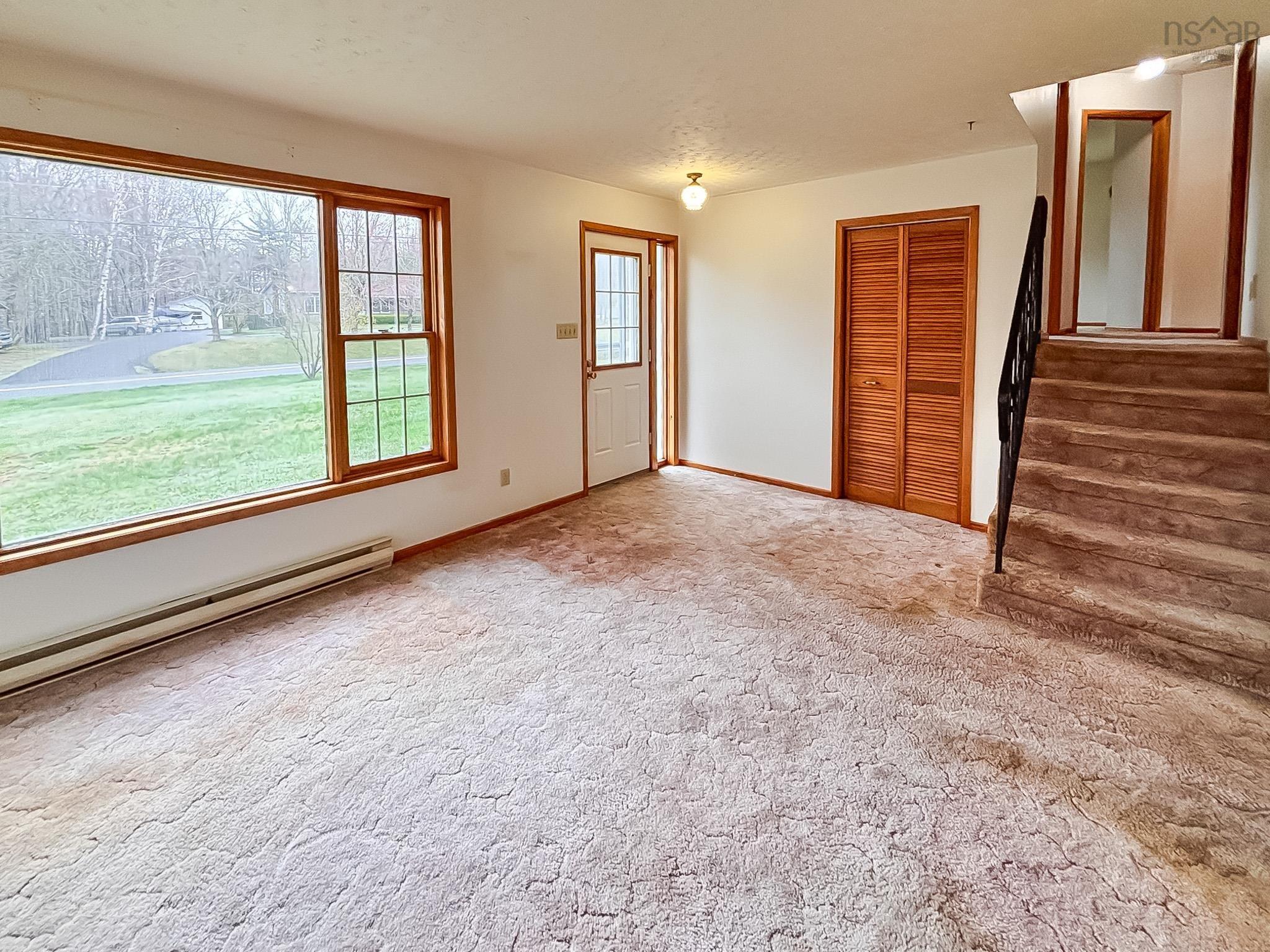 $339,900.00: 110 Bluenose Avenue, Pleasantville