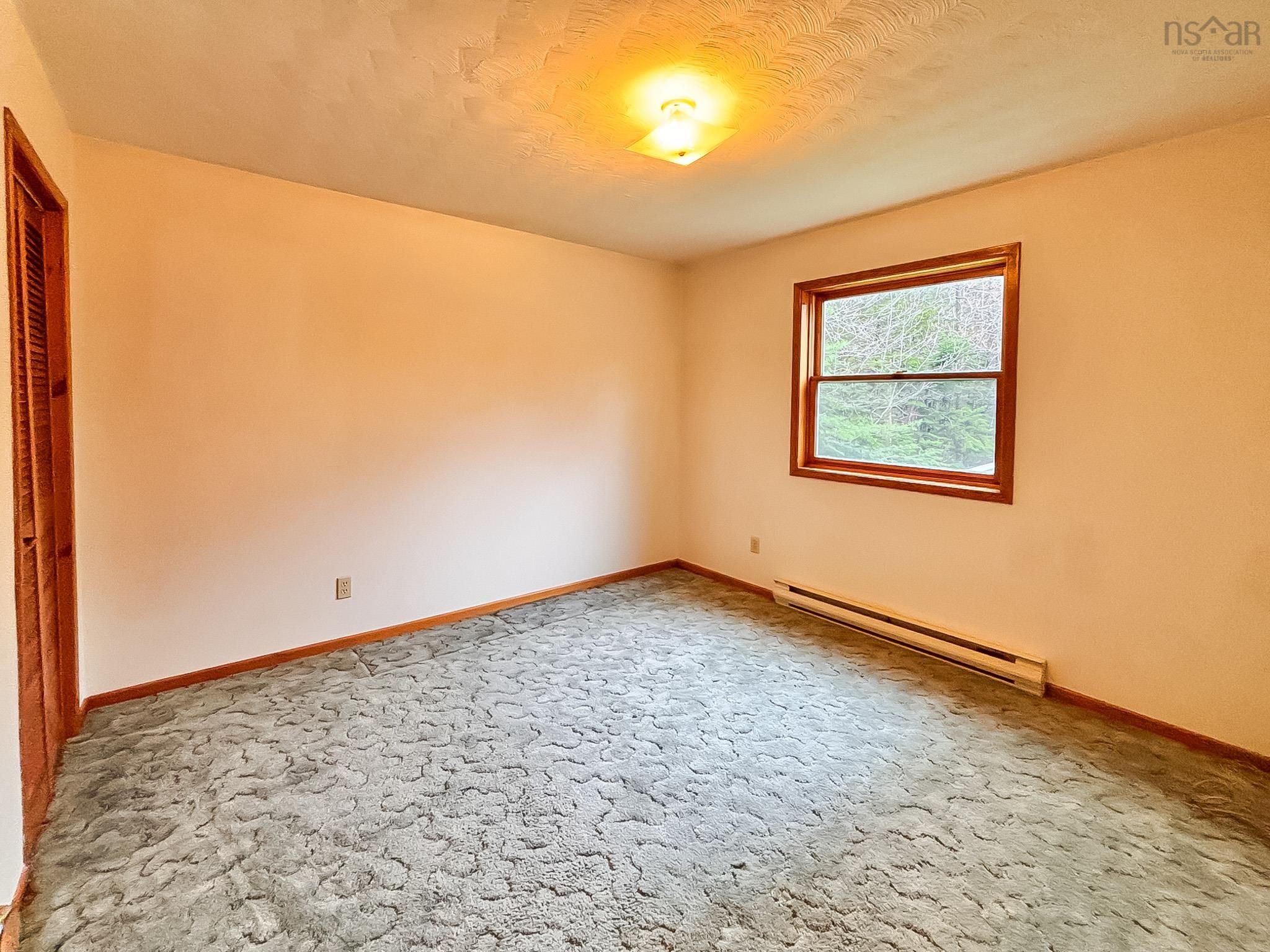 $339,900.00: 110 Bluenose Avenue, Pleasantville