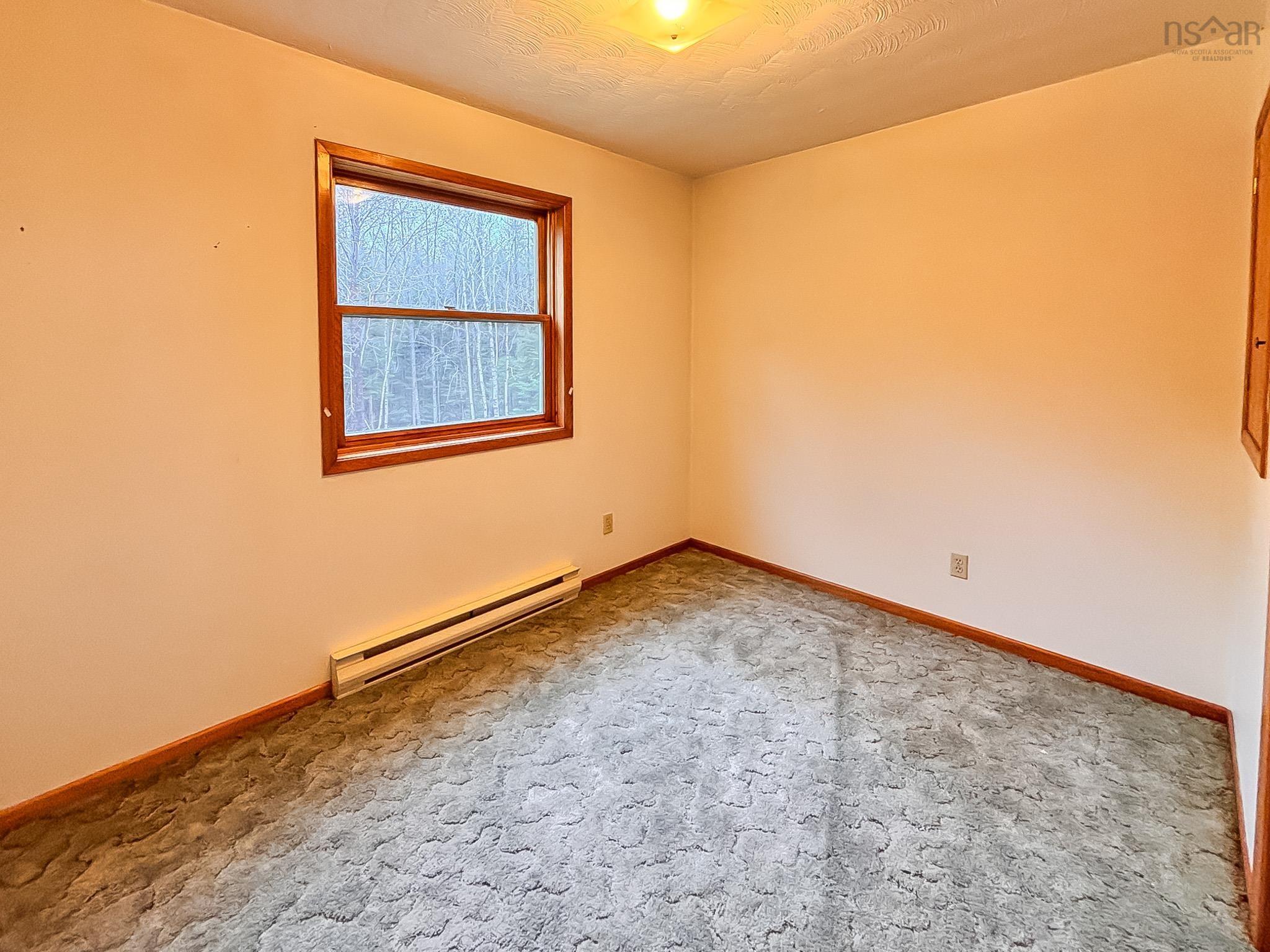 $339,900.00: 110 Bluenose Avenue, Pleasantville