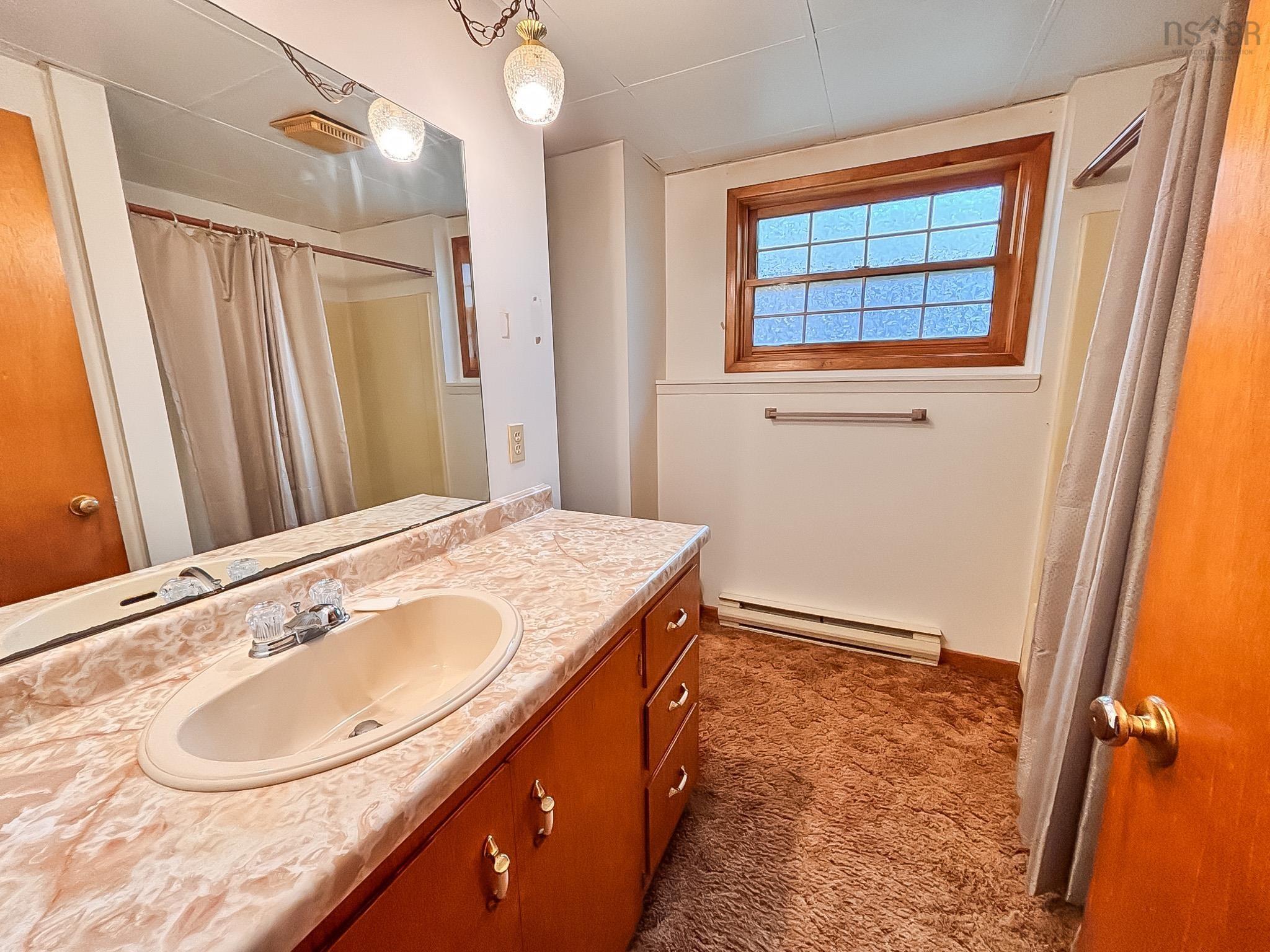 $339,900.00: 110 Bluenose Avenue, Pleasantville
