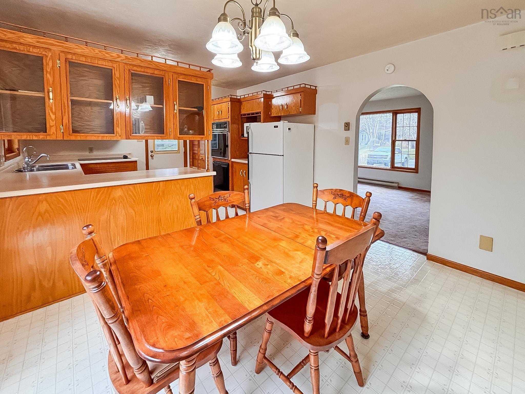 $339,900.00: 110 Bluenose Avenue, Pleasantville