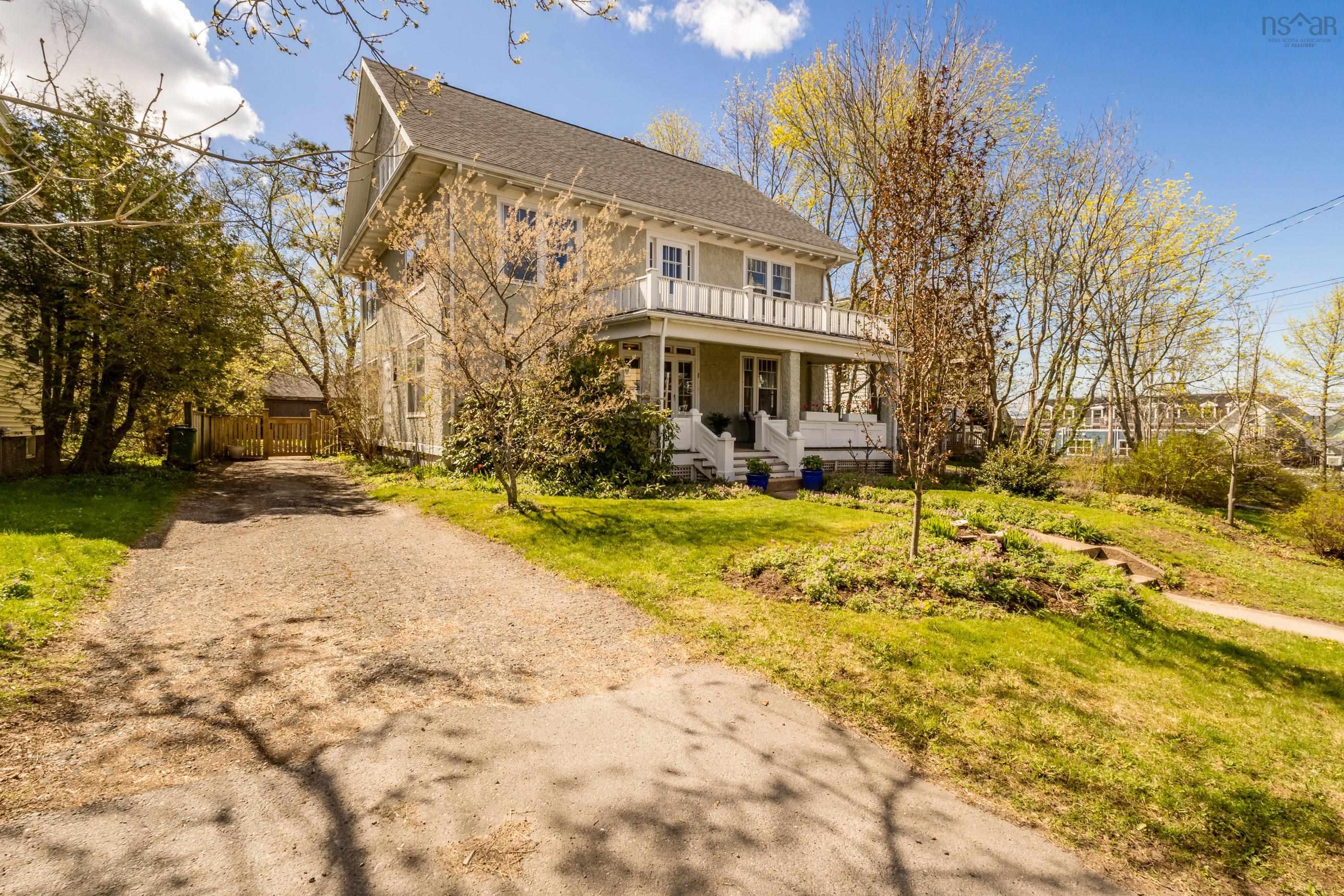 12 Linden Avenue, Wolfville, NS (MLS® 202610680)