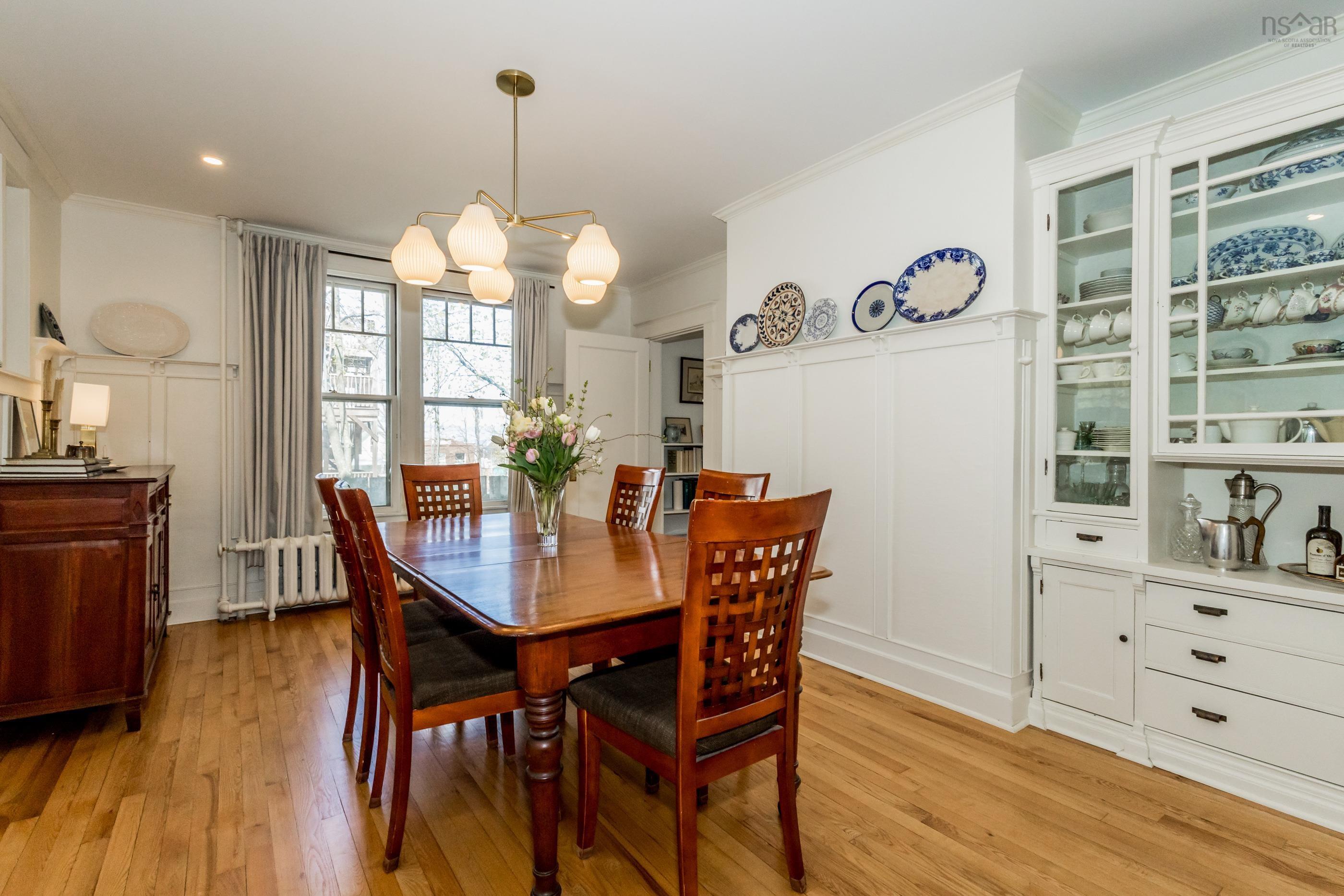 $1,085,000.00: 12 Linden Avenue, Wolfville