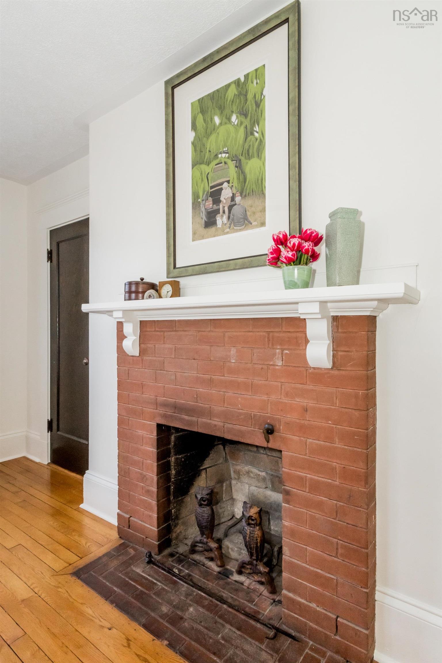 $1,085,000.00: 12 Linden Avenue, Wolfville