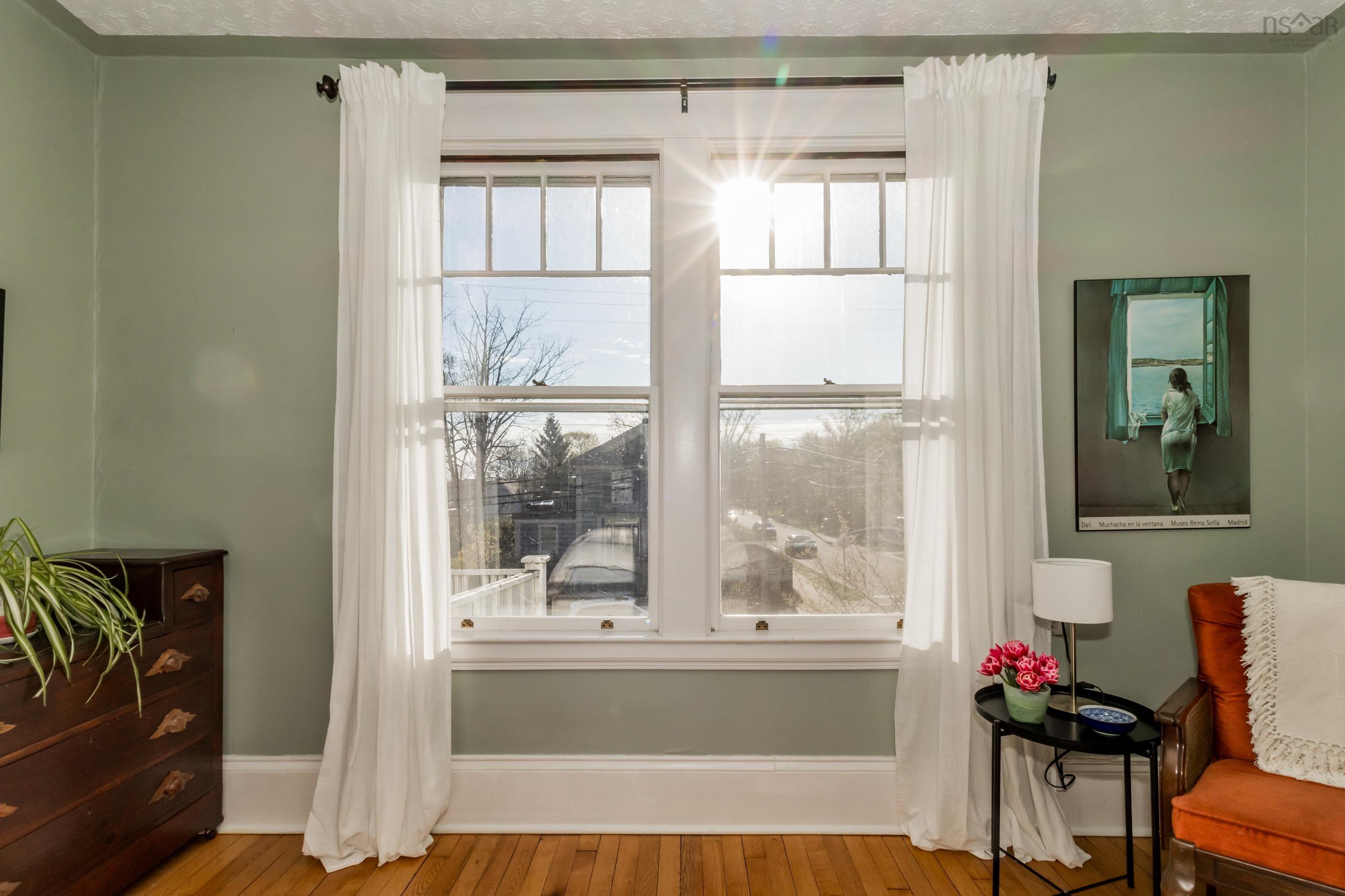 $1,085,000.00: 12 Linden Avenue, Wolfville