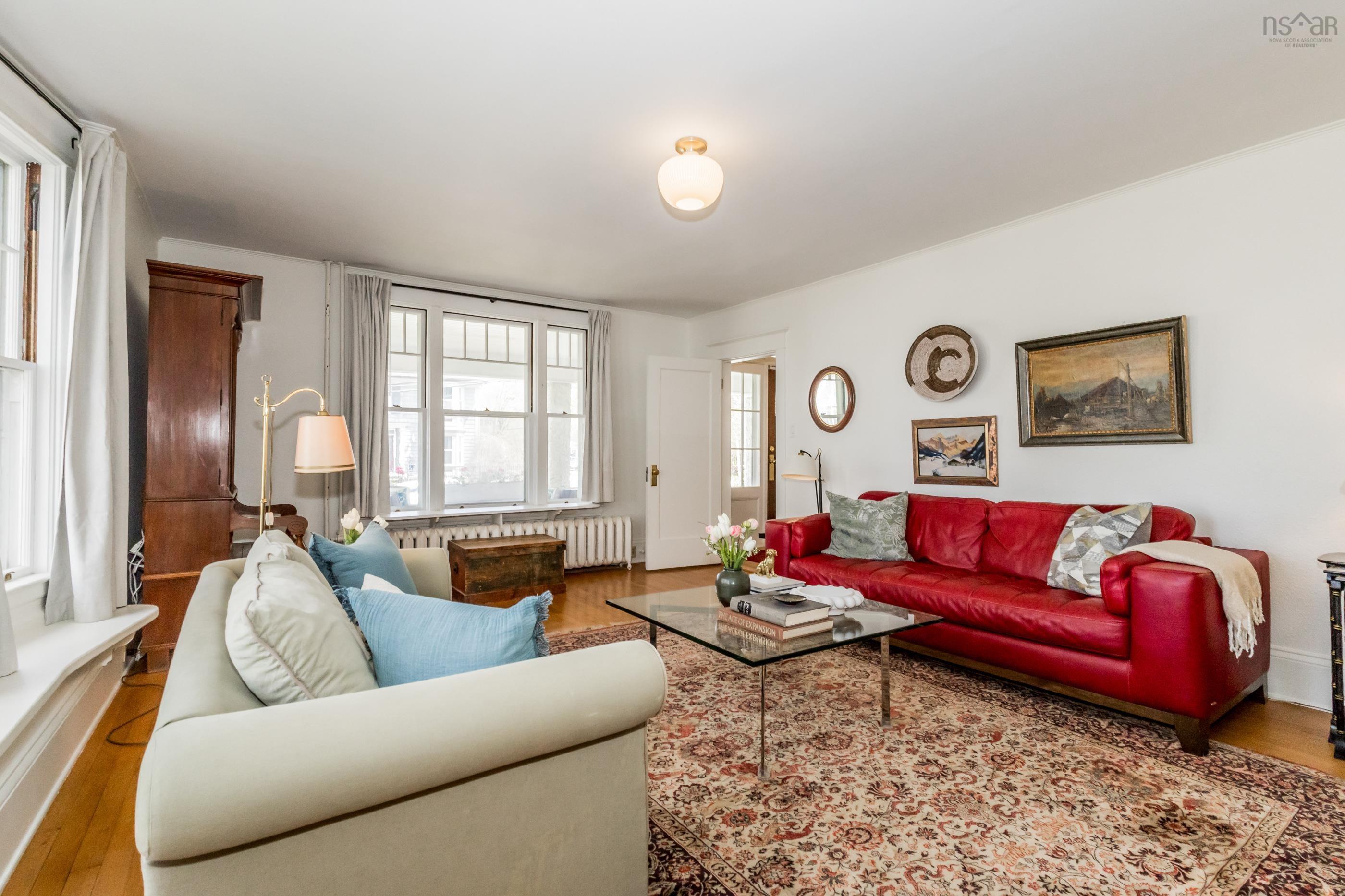 $1,085,000.00: 12 Linden Avenue, Wolfville