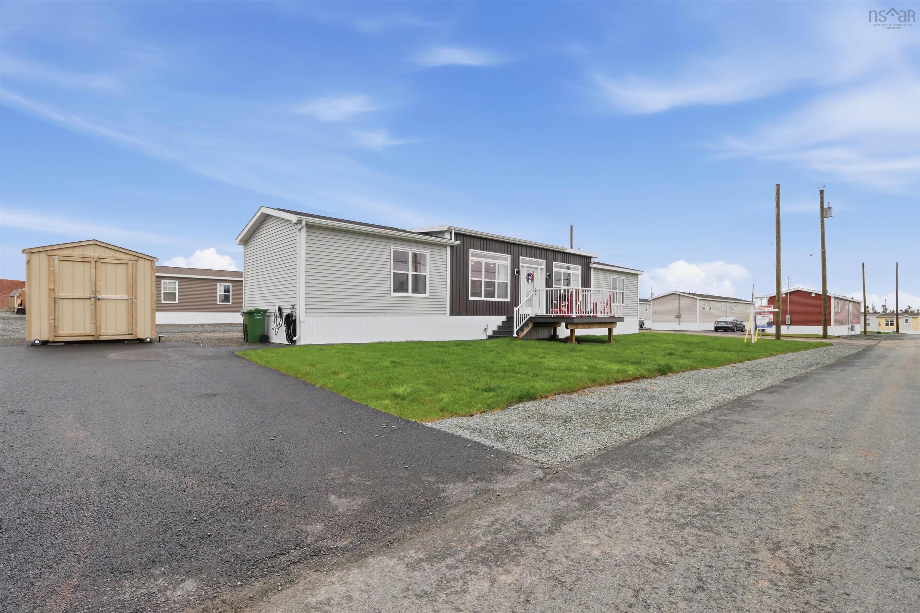 $319,900.00: 2 Helmsley Crescent, Elmsdale