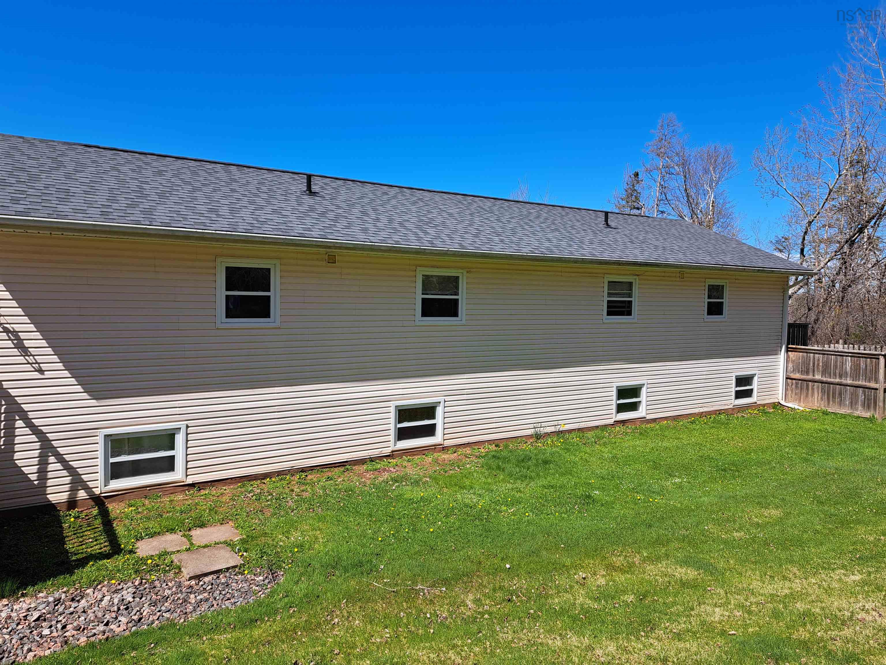 $465,000.00: A & B 29 Schirra Close, Truro