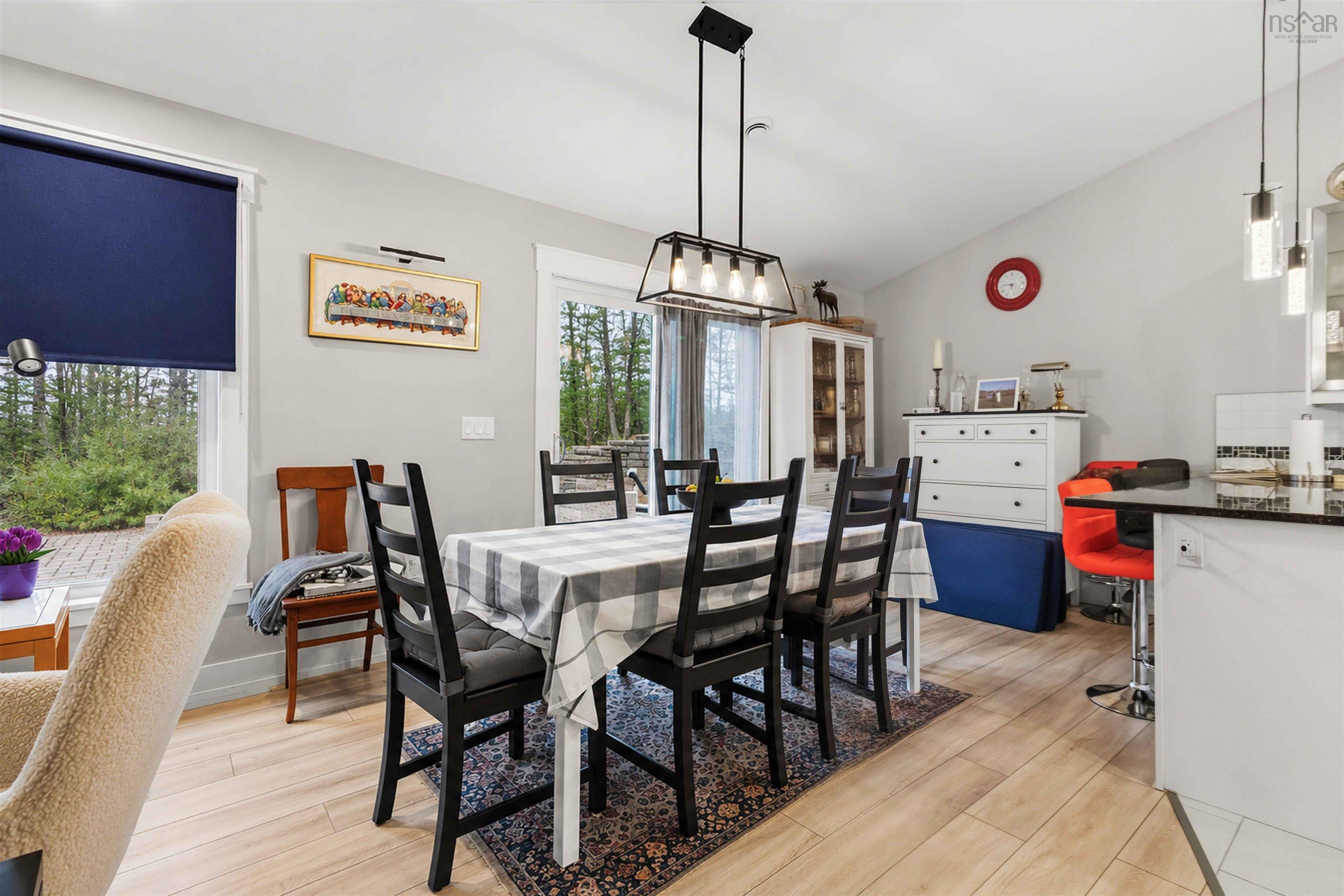 $579,900.00: 71 Acorn Drive, Bridgewater