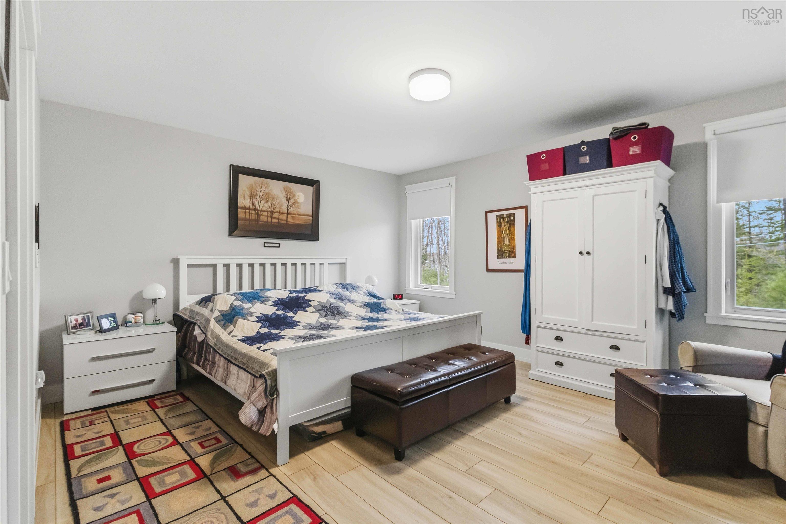 $579,900.00: 71 Acorn Drive, Bridgewater
