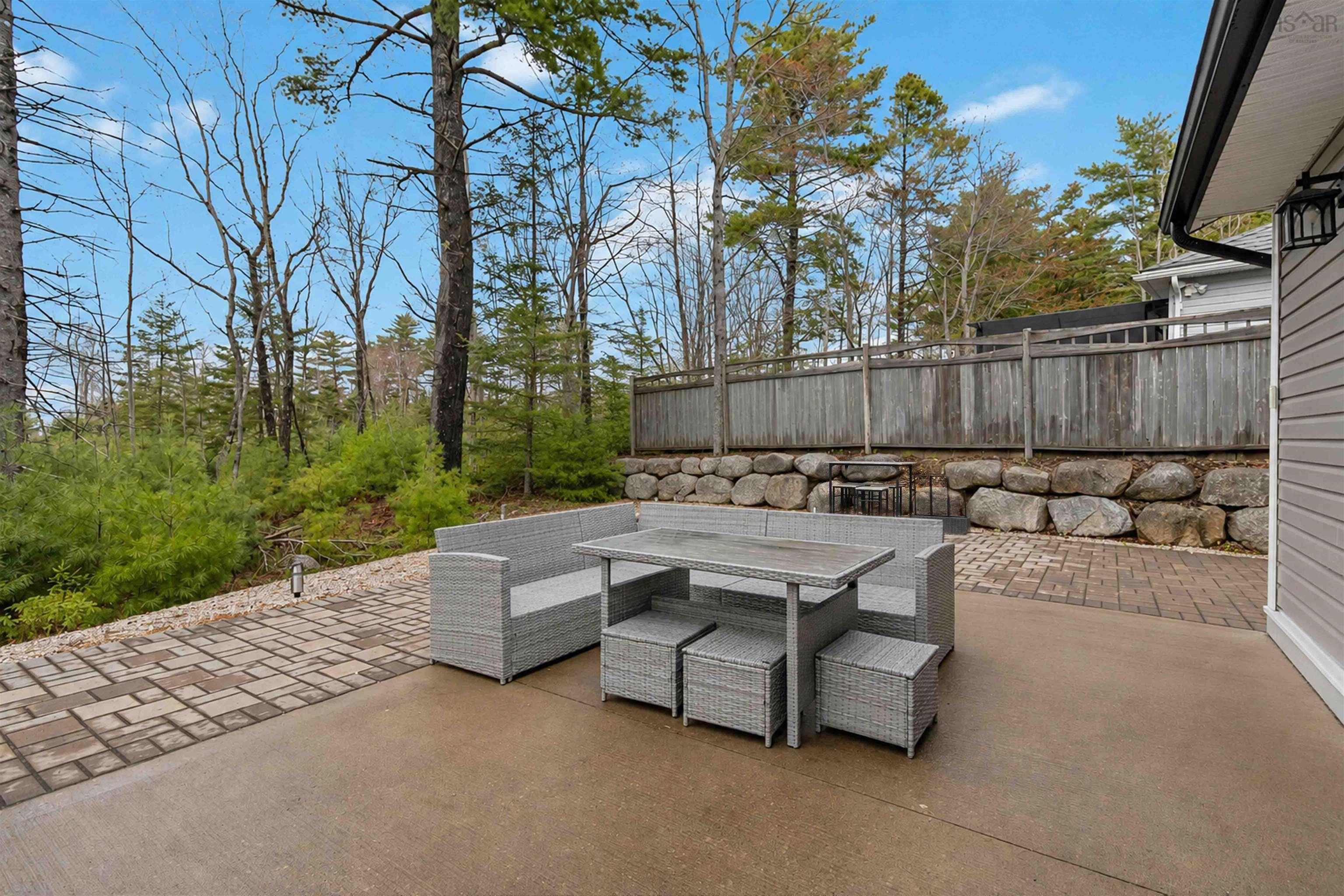 $579,900.00: 71 Acorn Drive, Bridgewater