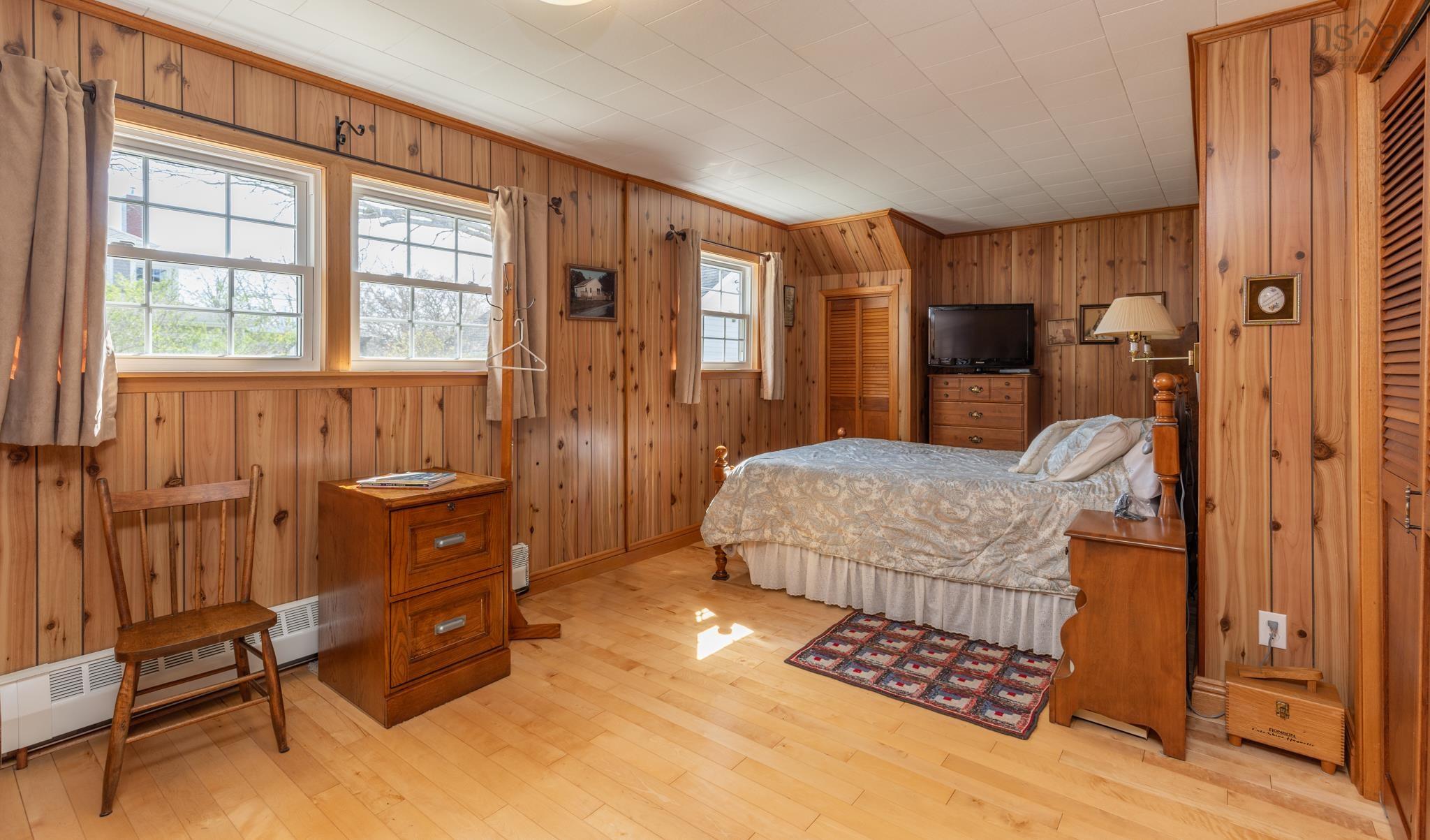 $399,900.00: 17 Porter Street, Yarmouth