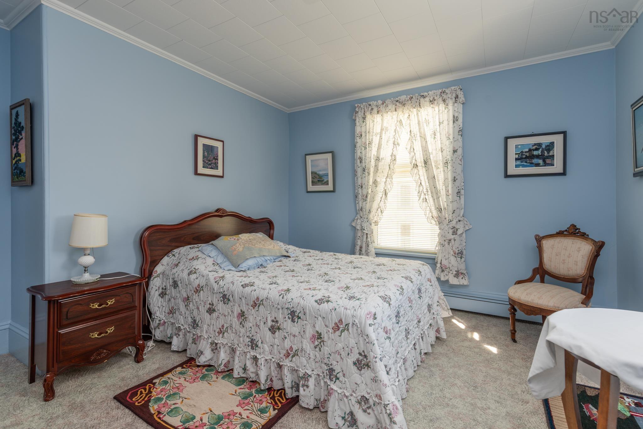 $399,900.00: 17 Porter Street, Yarmouth