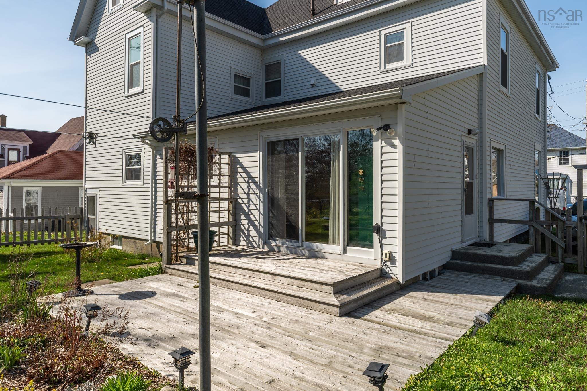 $399,900.00: 17 Porter Street, Yarmouth
