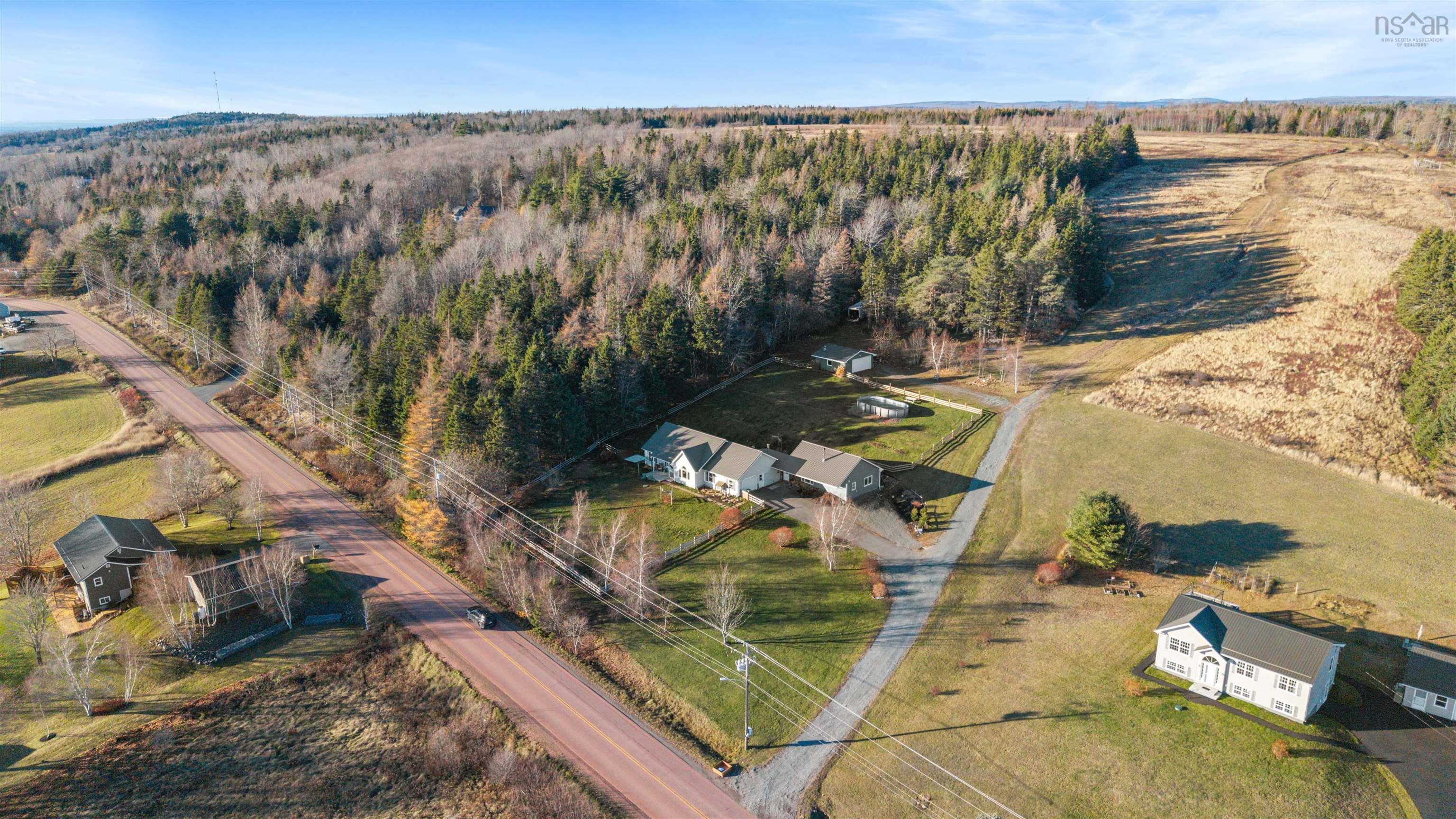$749,900.00: 935 BROOKSIDE Road, Upper Brookside