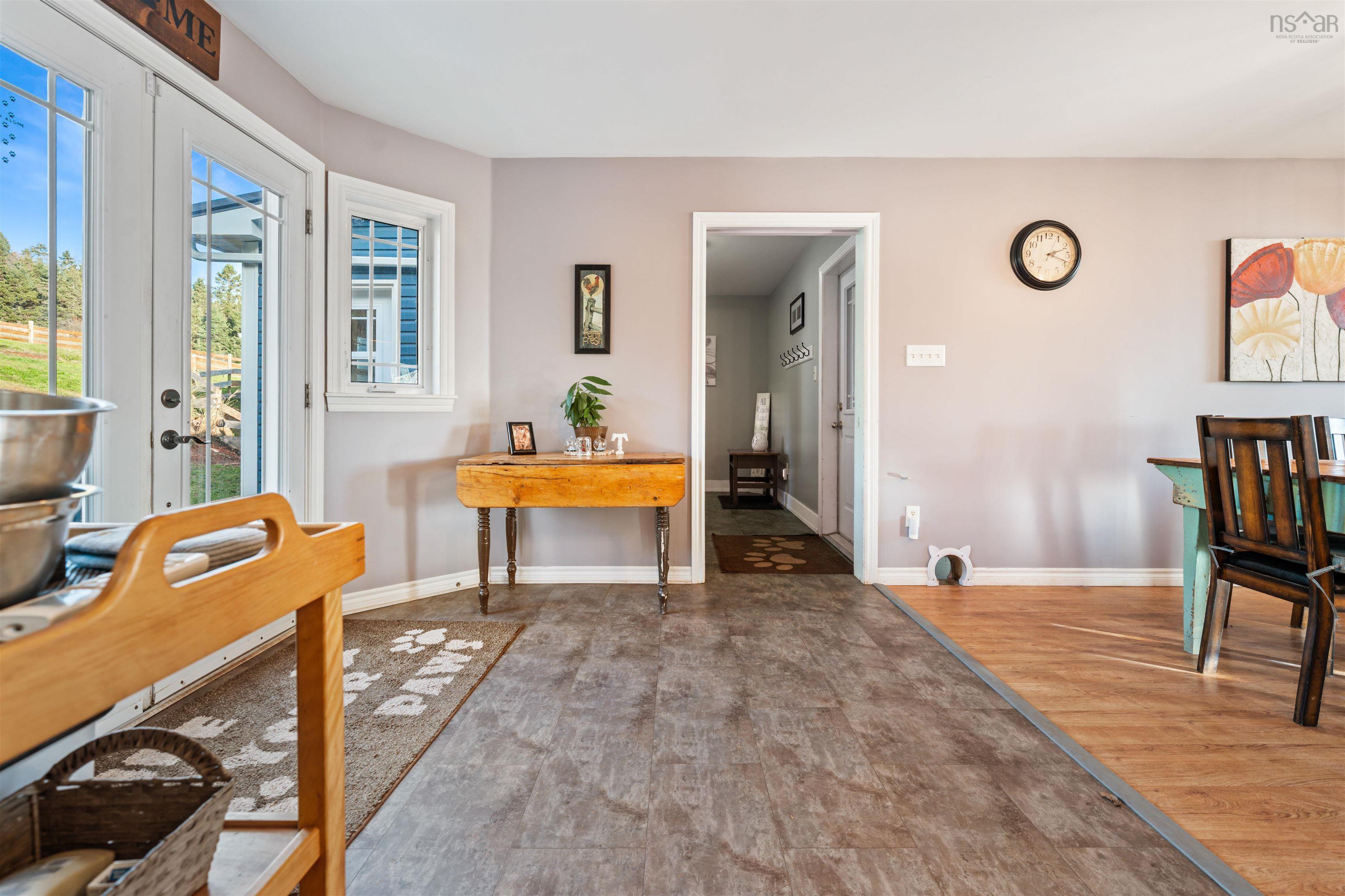$749,900.00: 935 BROOKSIDE Road, Upper Brookside