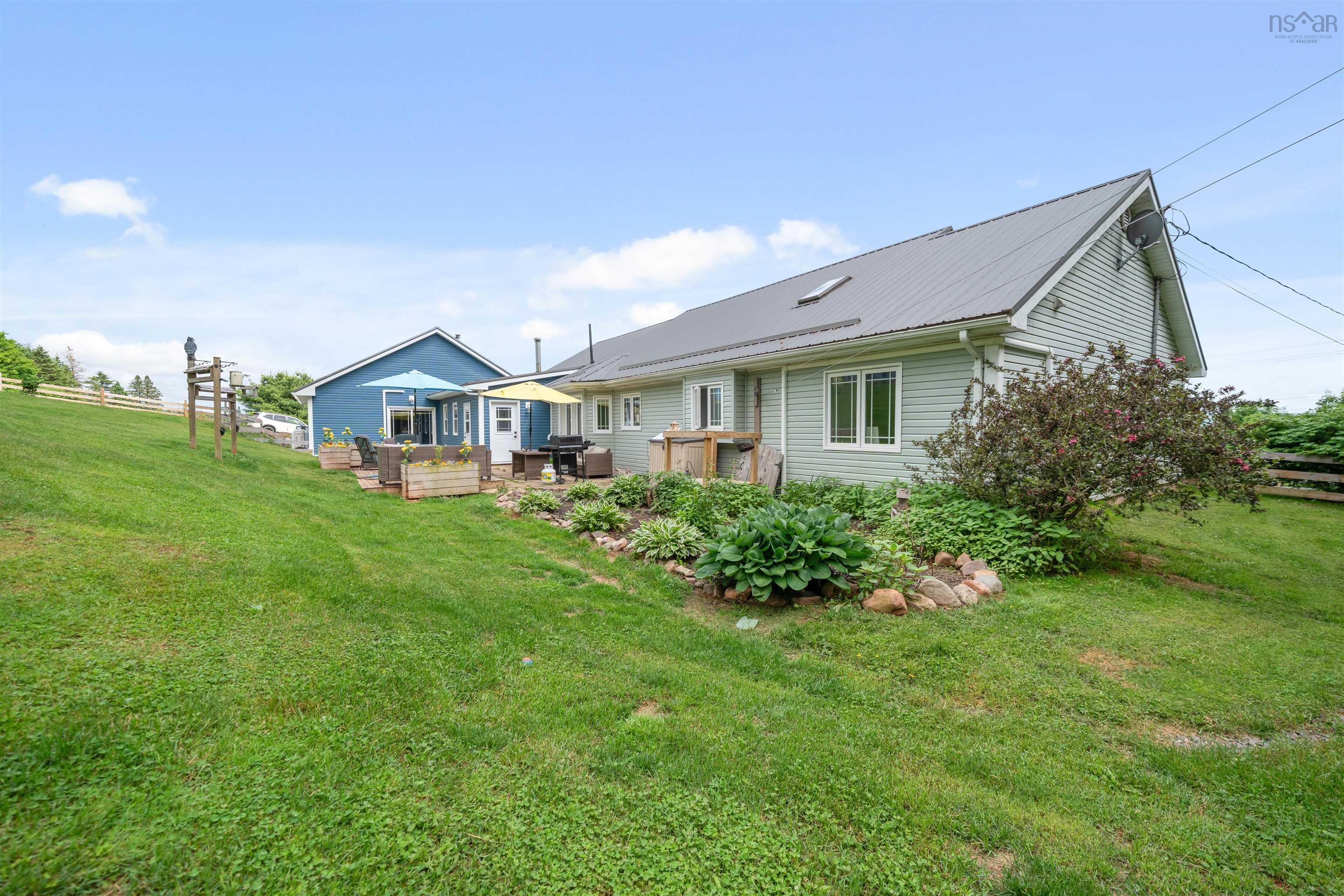 $745,000.00: 935 BROOKSIDE Road, Upper Brookside