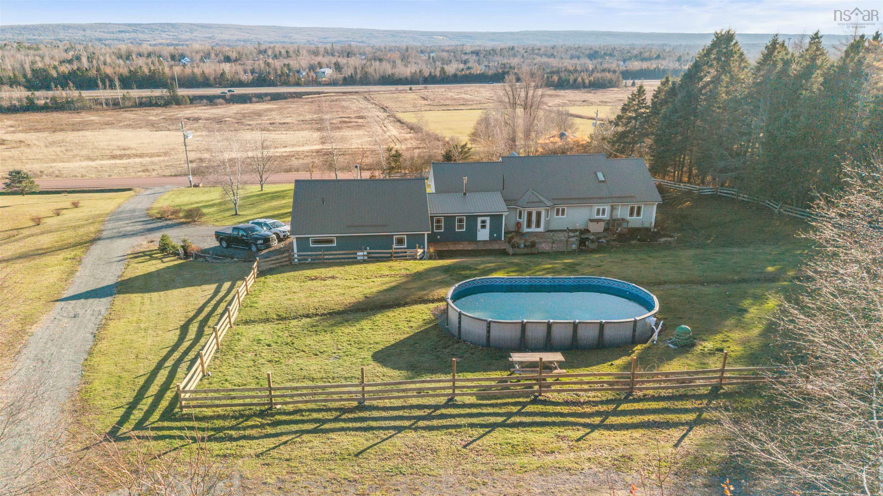 $749,900.00: 935 BROOKSIDE Road, Upper Brookside