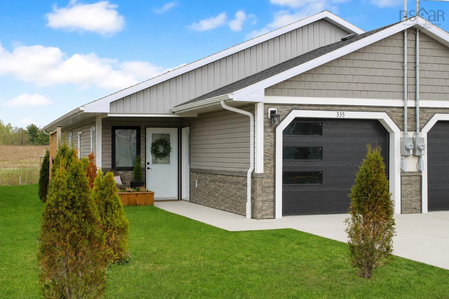$299,000.00: 335 Nichols Avenue, North Kentville