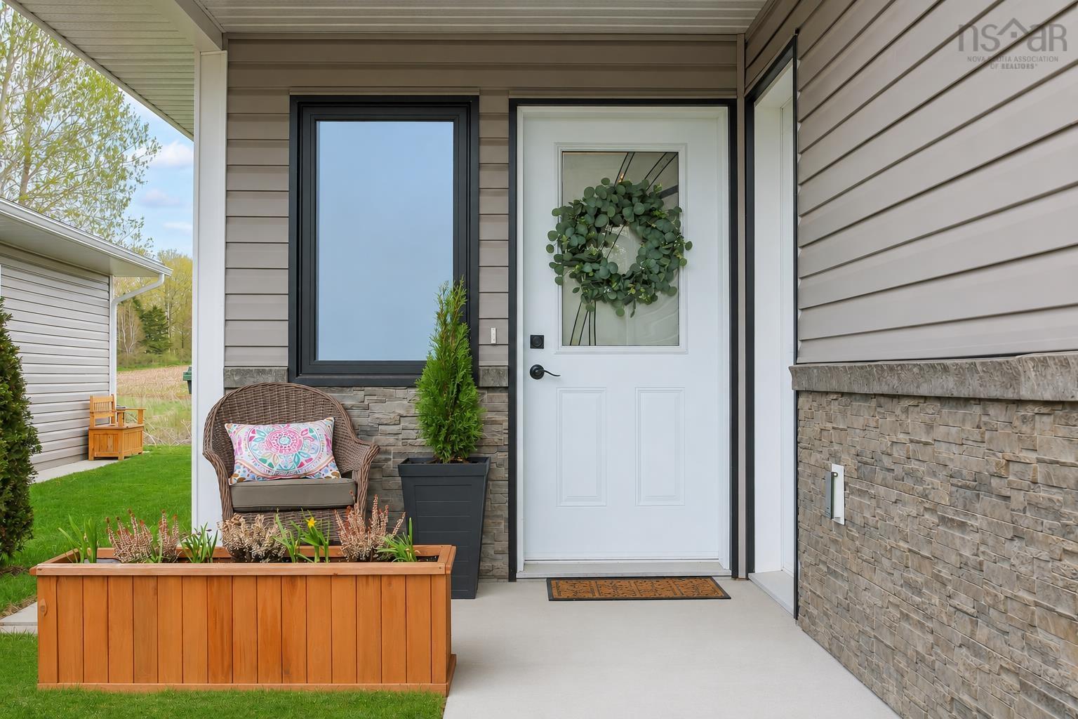 $299,000.00: 335 Nichols Avenue, North Kentville