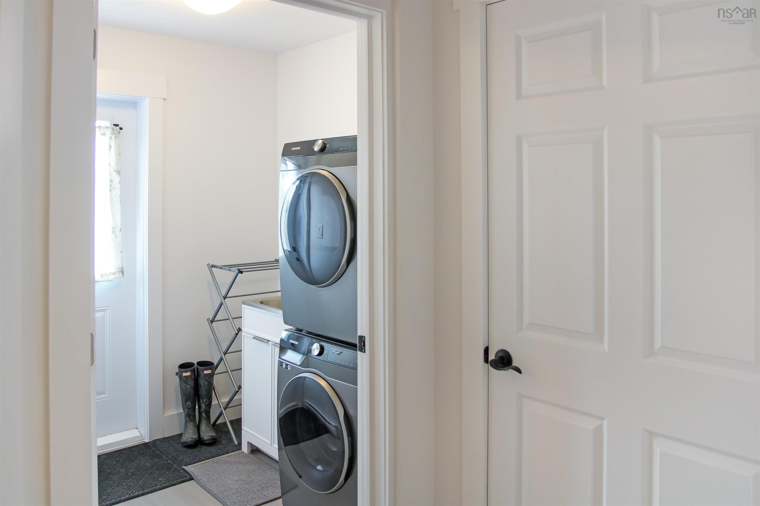 $299,000.00: 335 Nichols Avenue, North Kentville