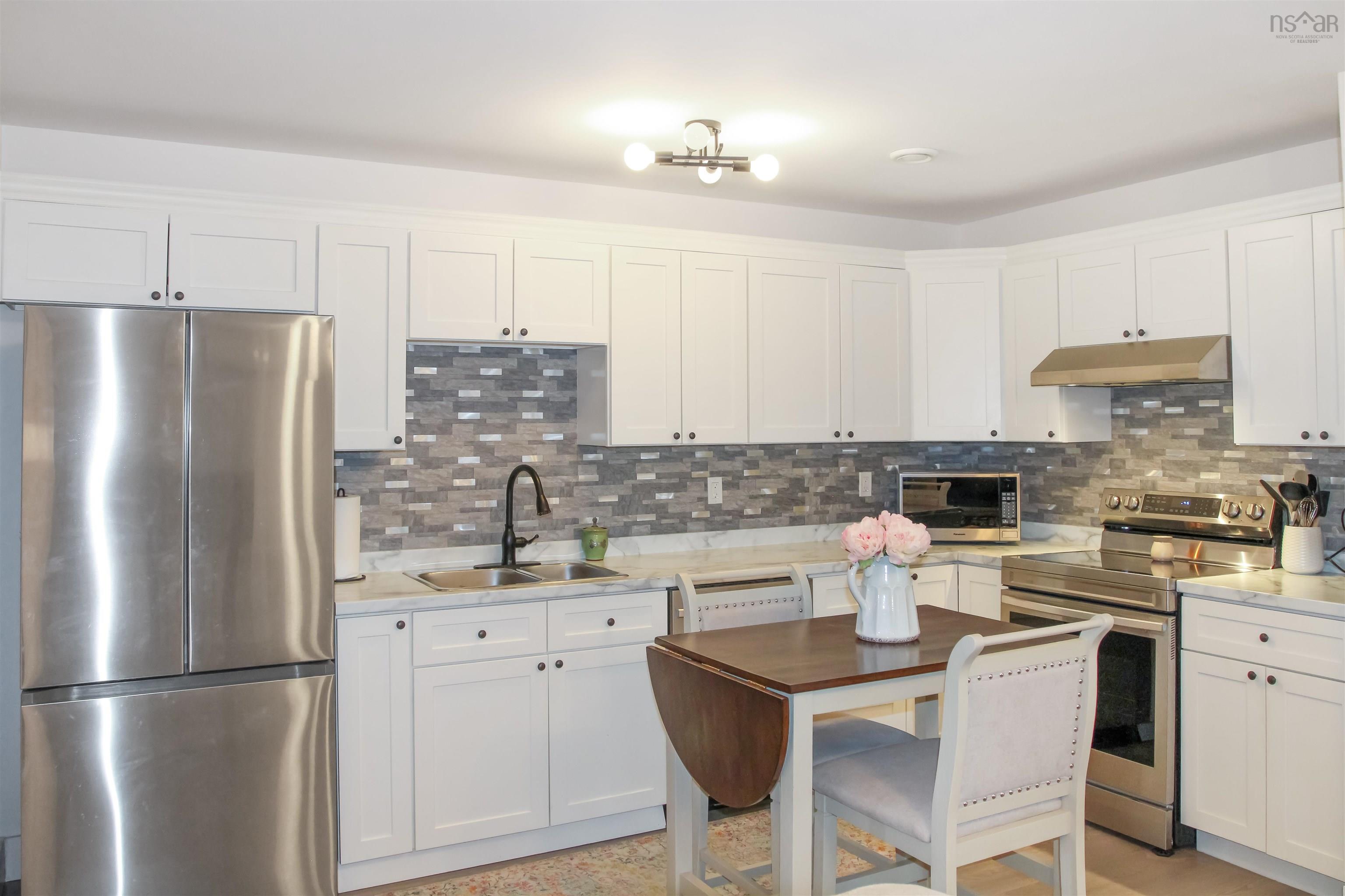 $299,000.00: 335 Nichols Avenue, North Kentville