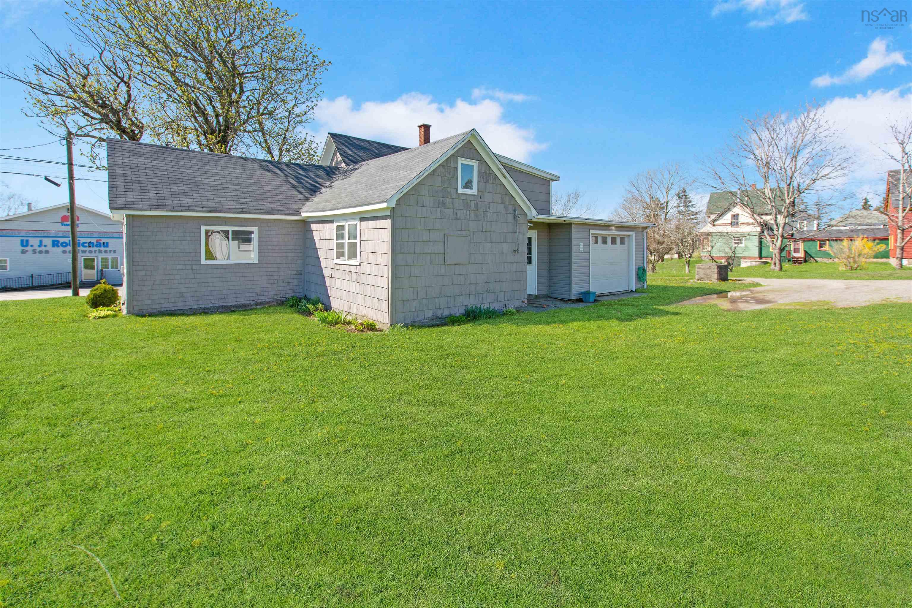 $249,000.00: 8732 Highway 1, Meteghan Centre