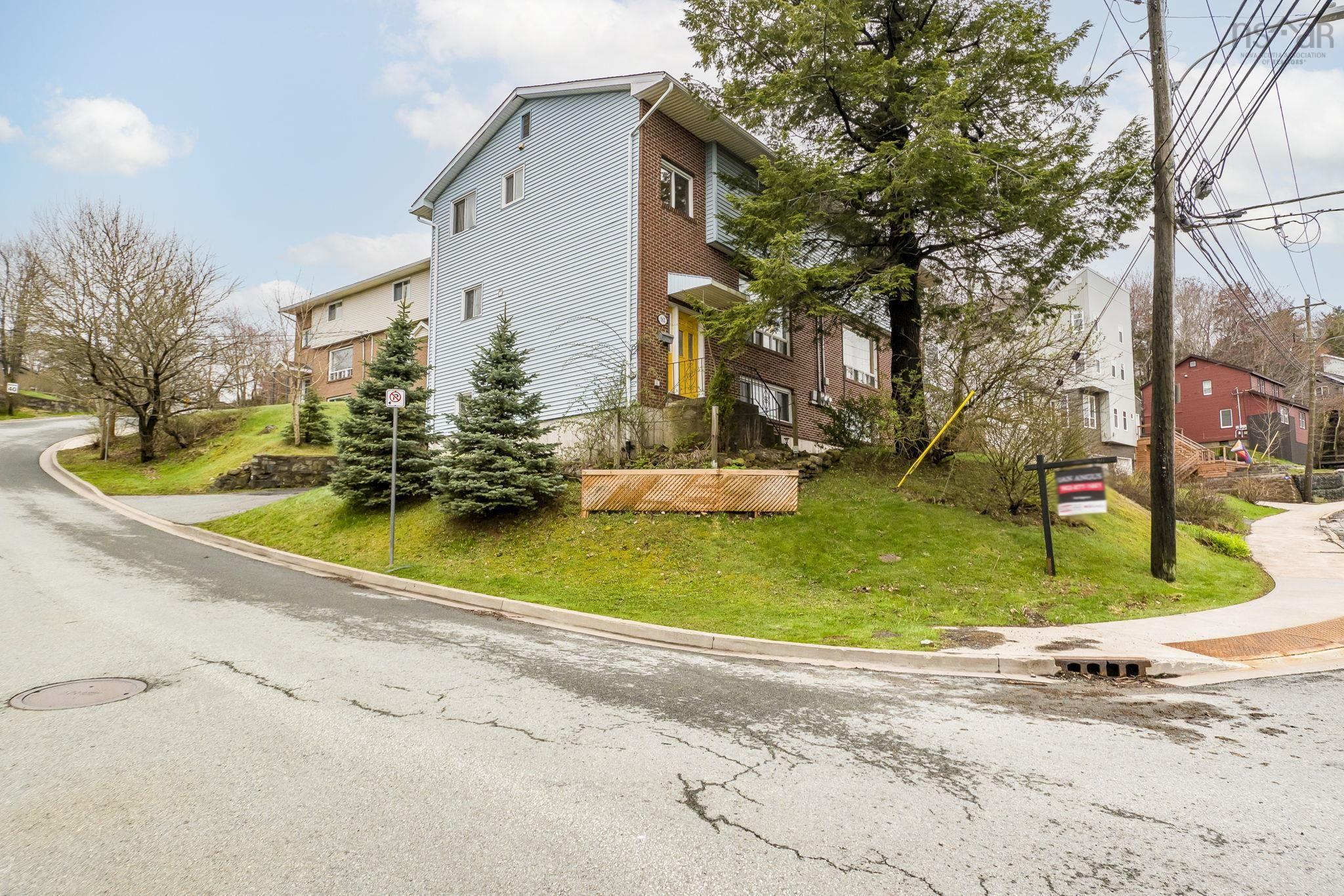 562 St. Margarets Bay Road, Halifax, NS (MLS 202610742)