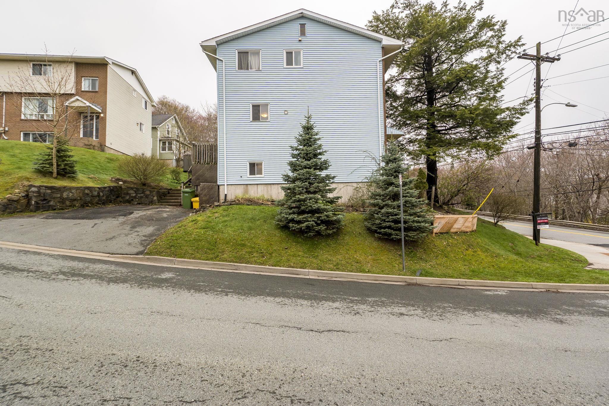 562 St. Margarets Bay Road, Halifax, NS (MLS 202610742)