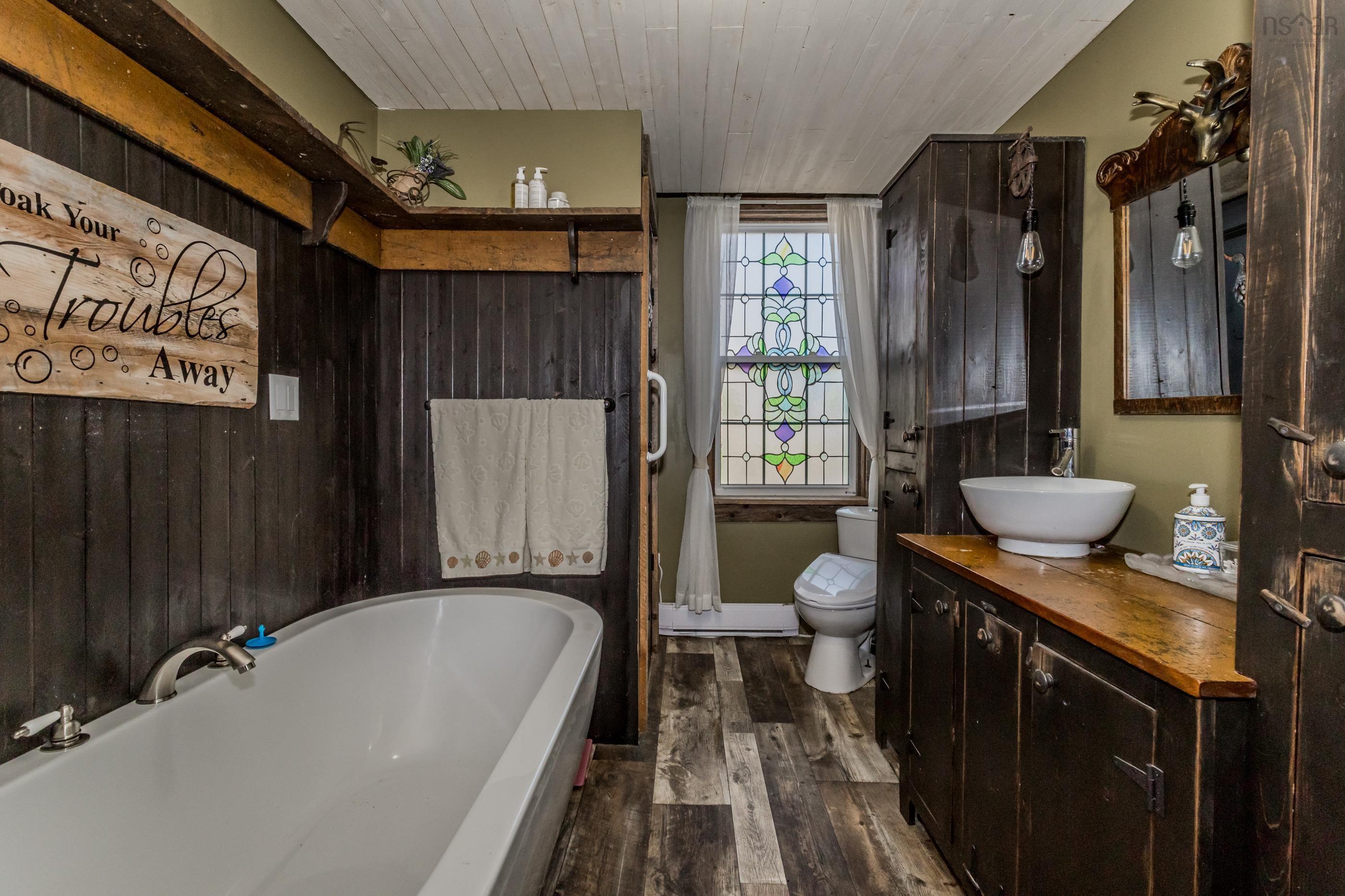 $448,500.00: 8367 Highway 101, Brighton