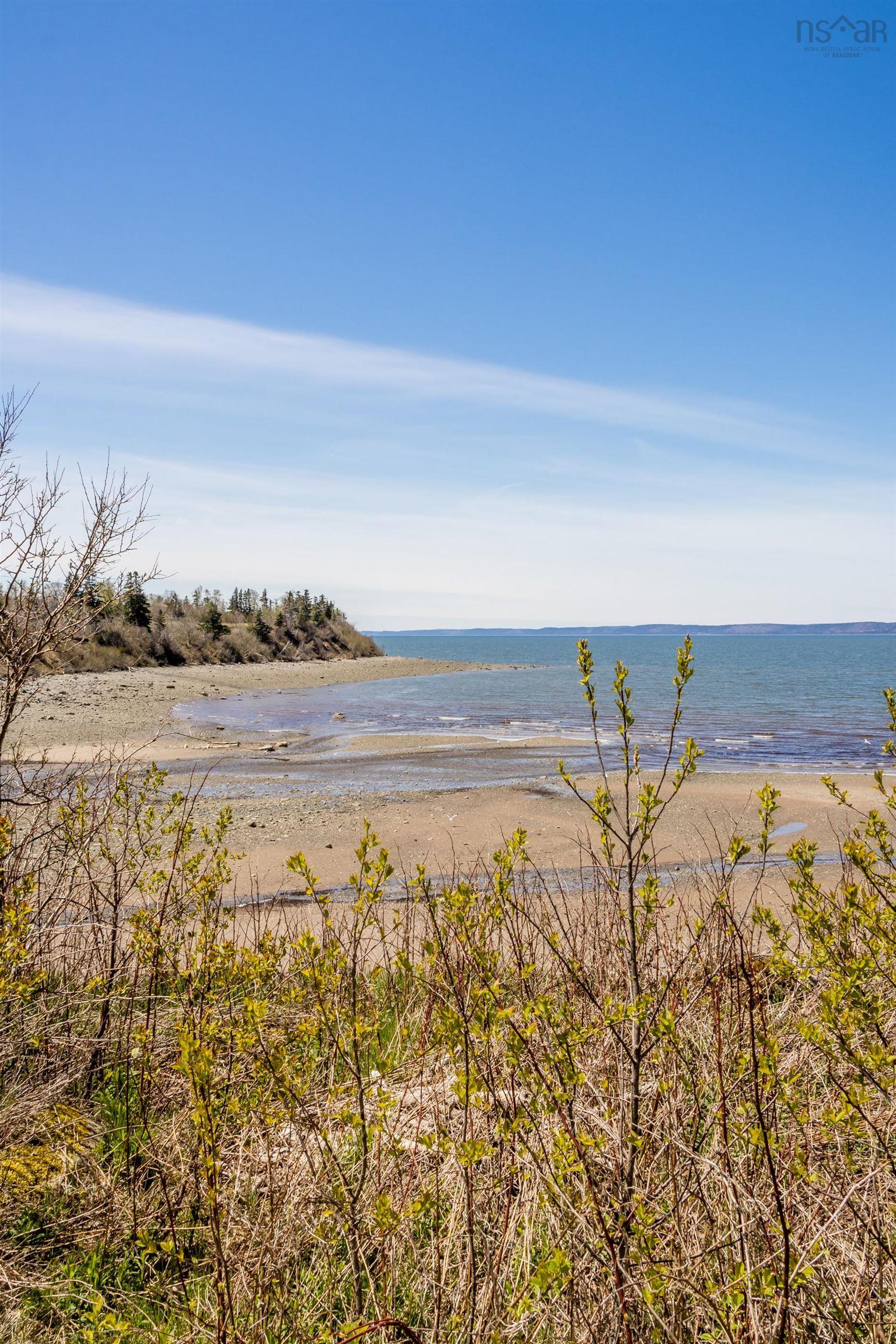 $448,500.00: 8367 Highway 101, Brighton
