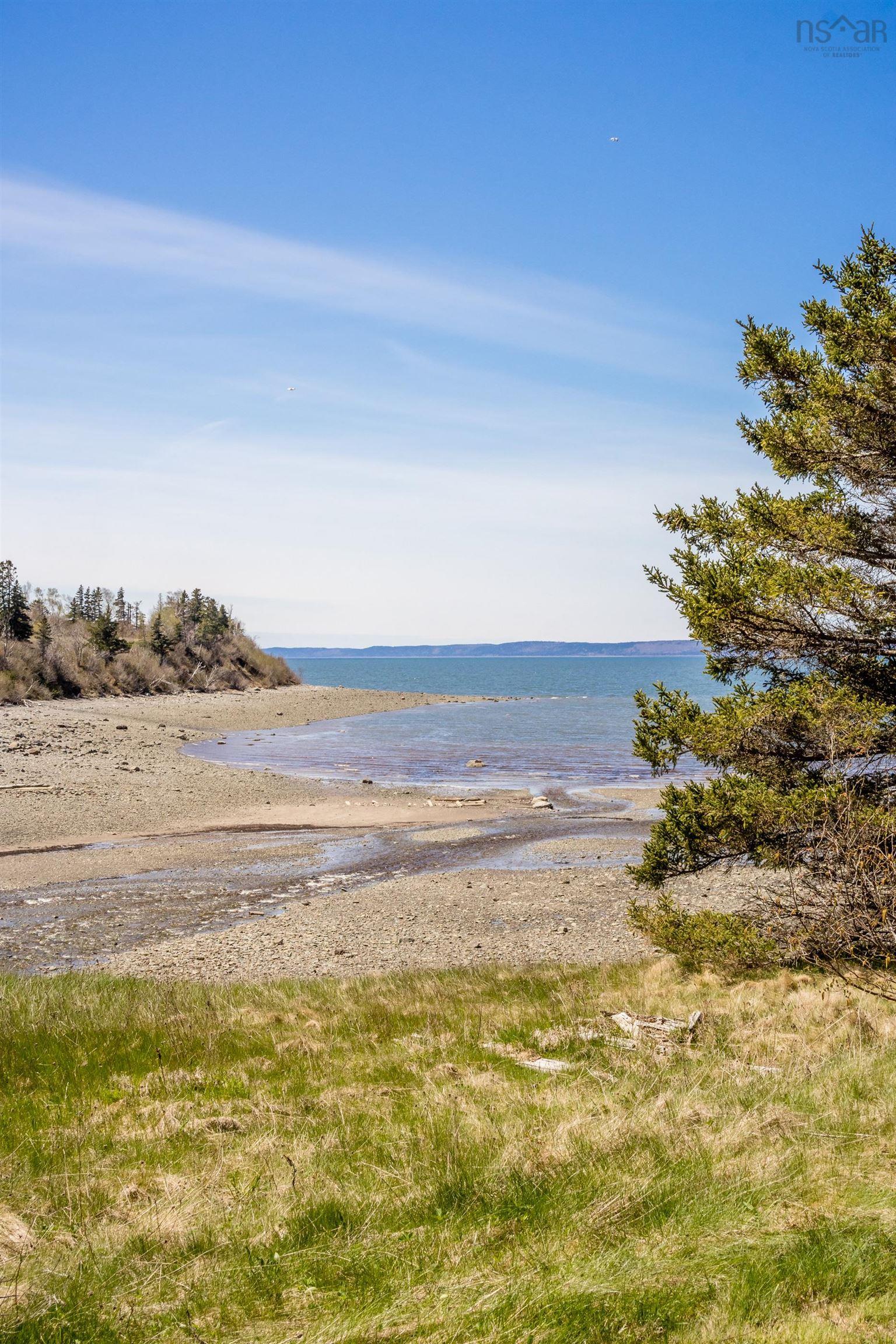 $448,500.00: 8367 Highway 101, Brighton