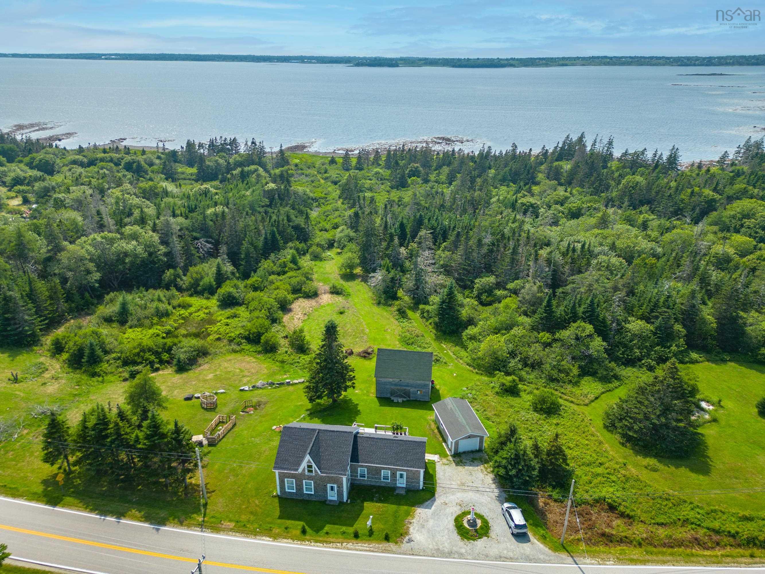 $449,000.00: 1663 Highway 3, East Pubnico