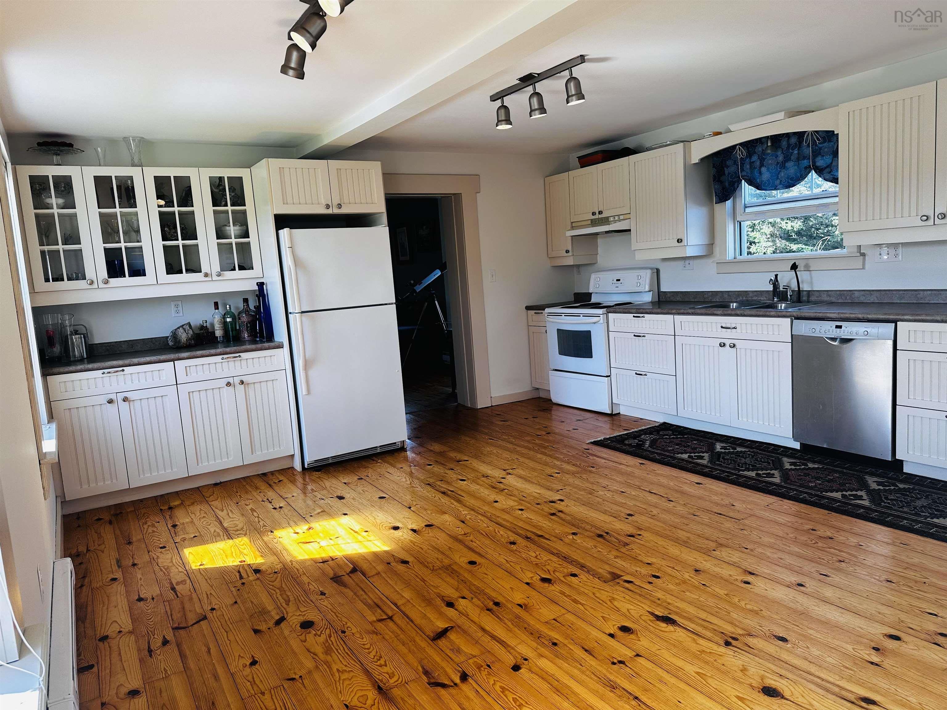 $449,000.00: 1663 Highway 3, East Pubnico