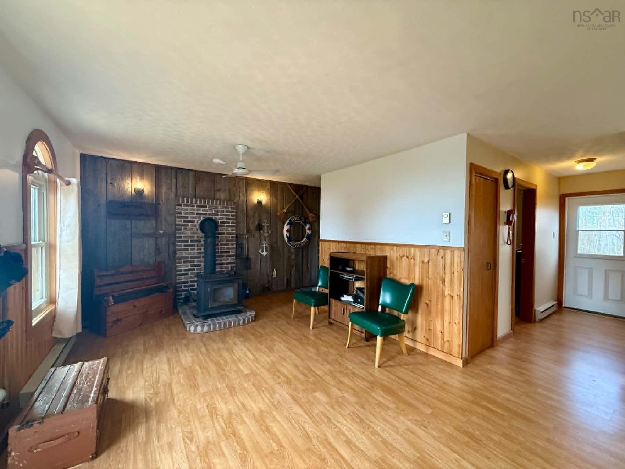 $375,000.00: 136 Red Cliff Drive, Seafoam