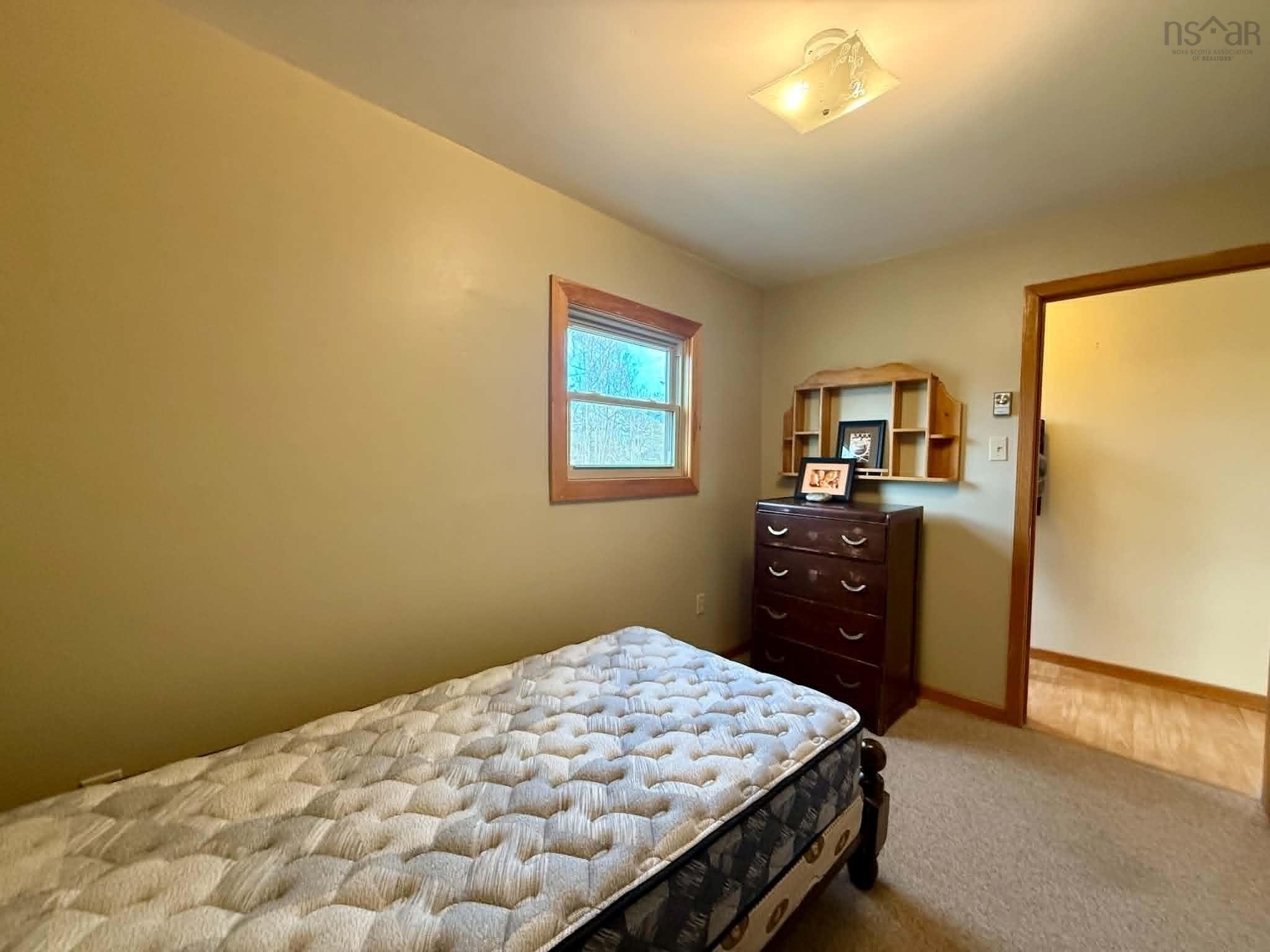 $375,000.00: 136 Red Cliff Drive, Seafoam